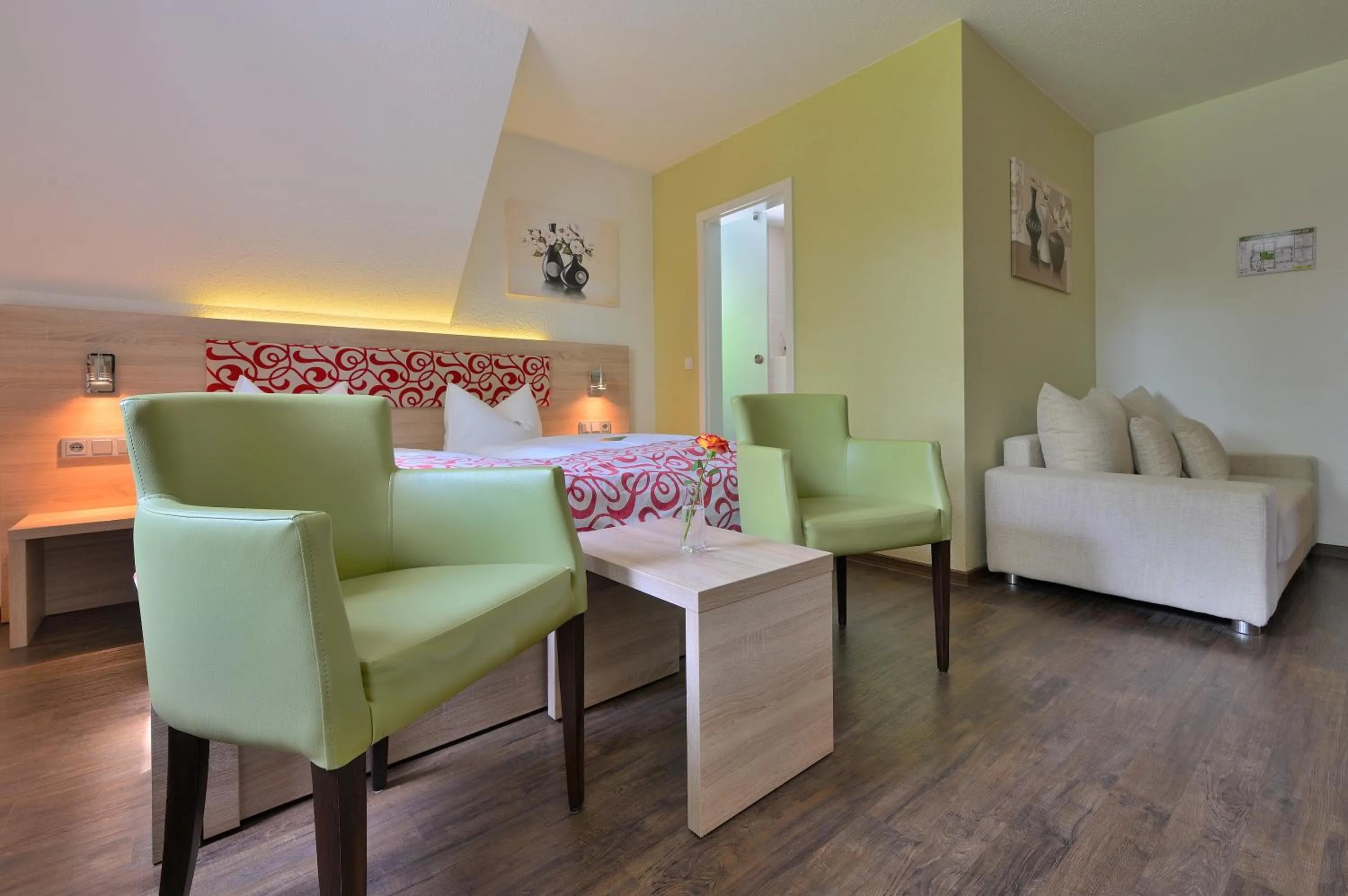 Photo of the whole room in Berggasthof Götzinger Höhe