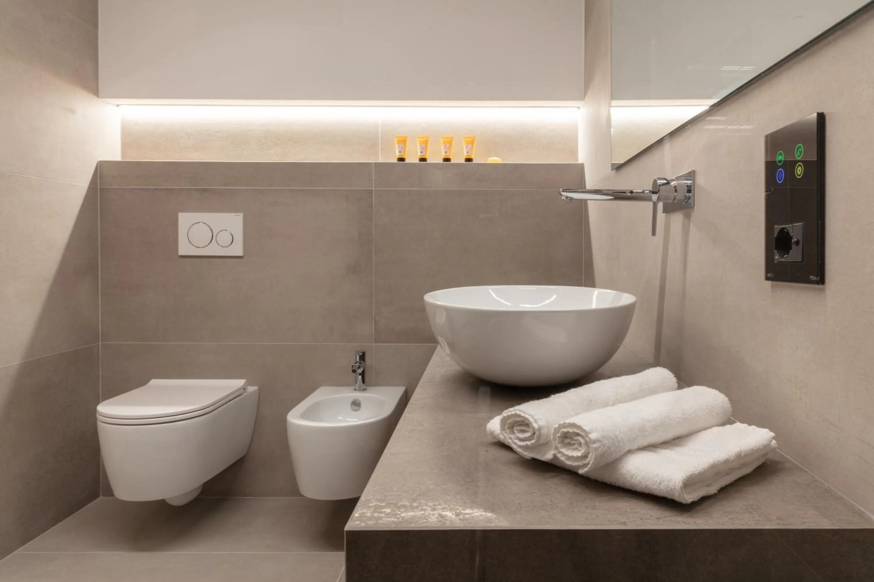 Bathroom in Nodo Hotel