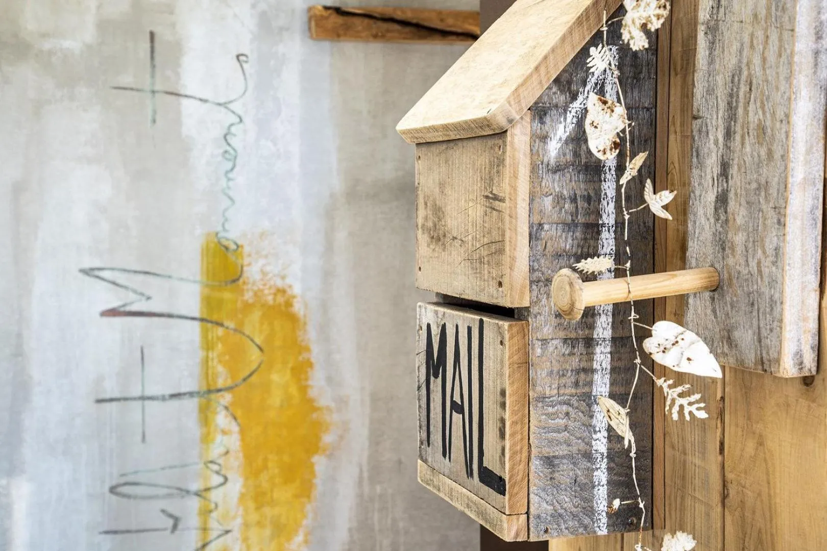 Decorative detail in Areias do Seixo Villas