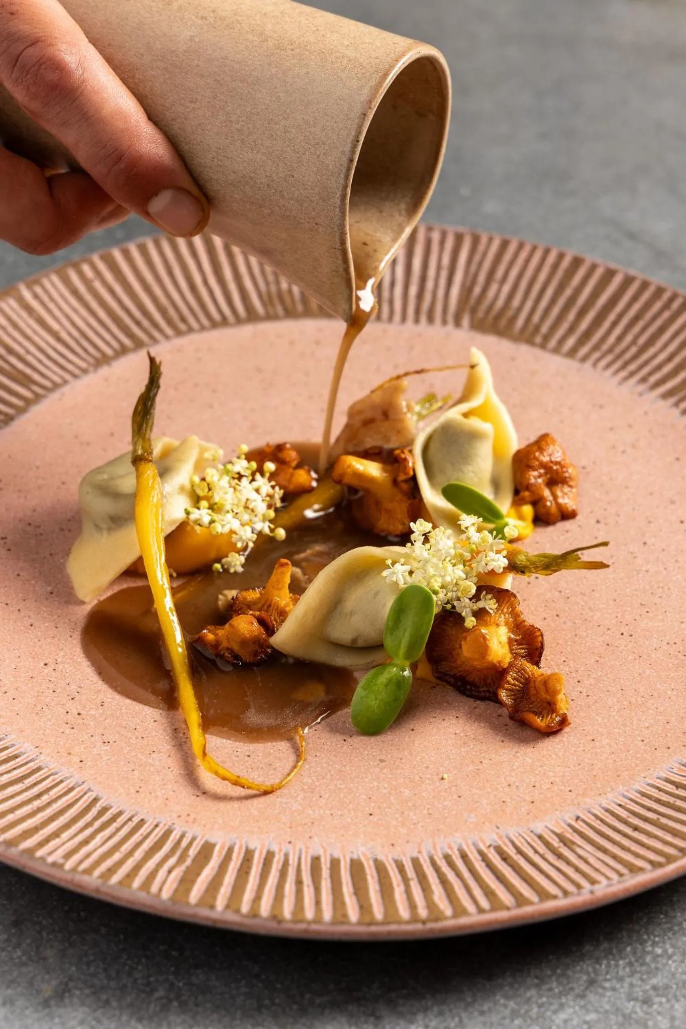 Restaurant/places to eat in Areias do Seixo Villas