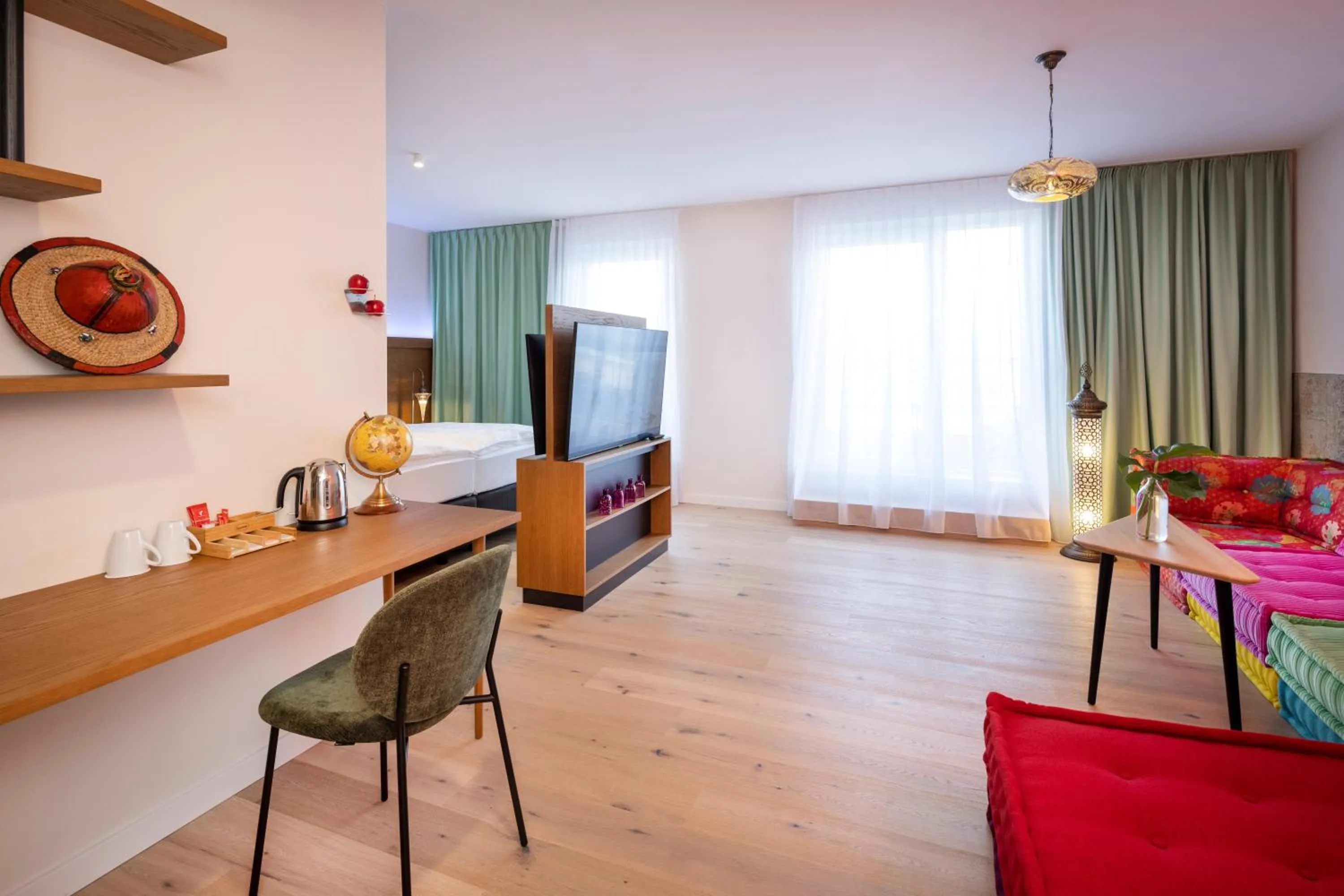 TV and multimedia in ARCOTEL HafenCity Dresden