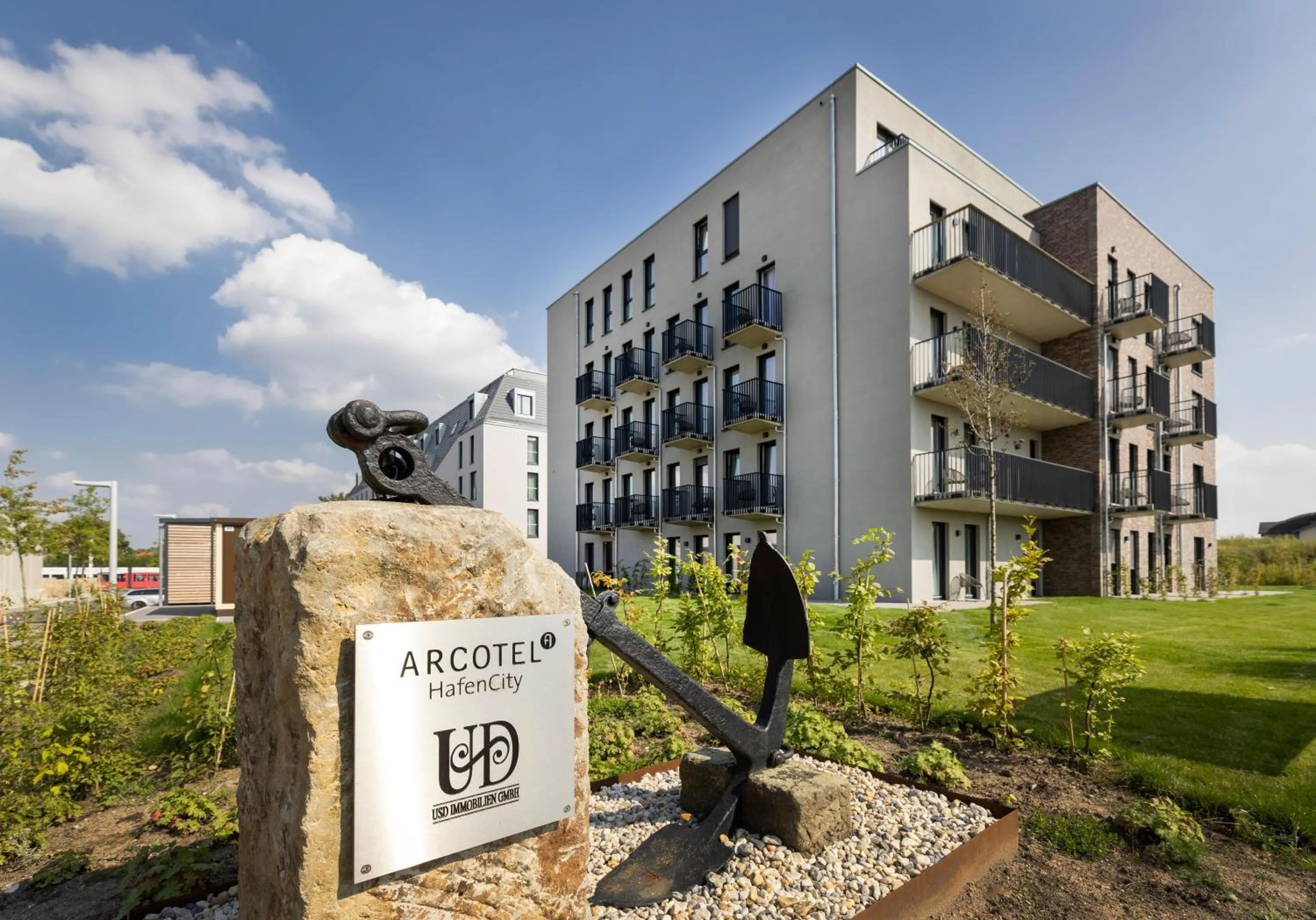 Property building in ARCOTEL HafenCity Dresden