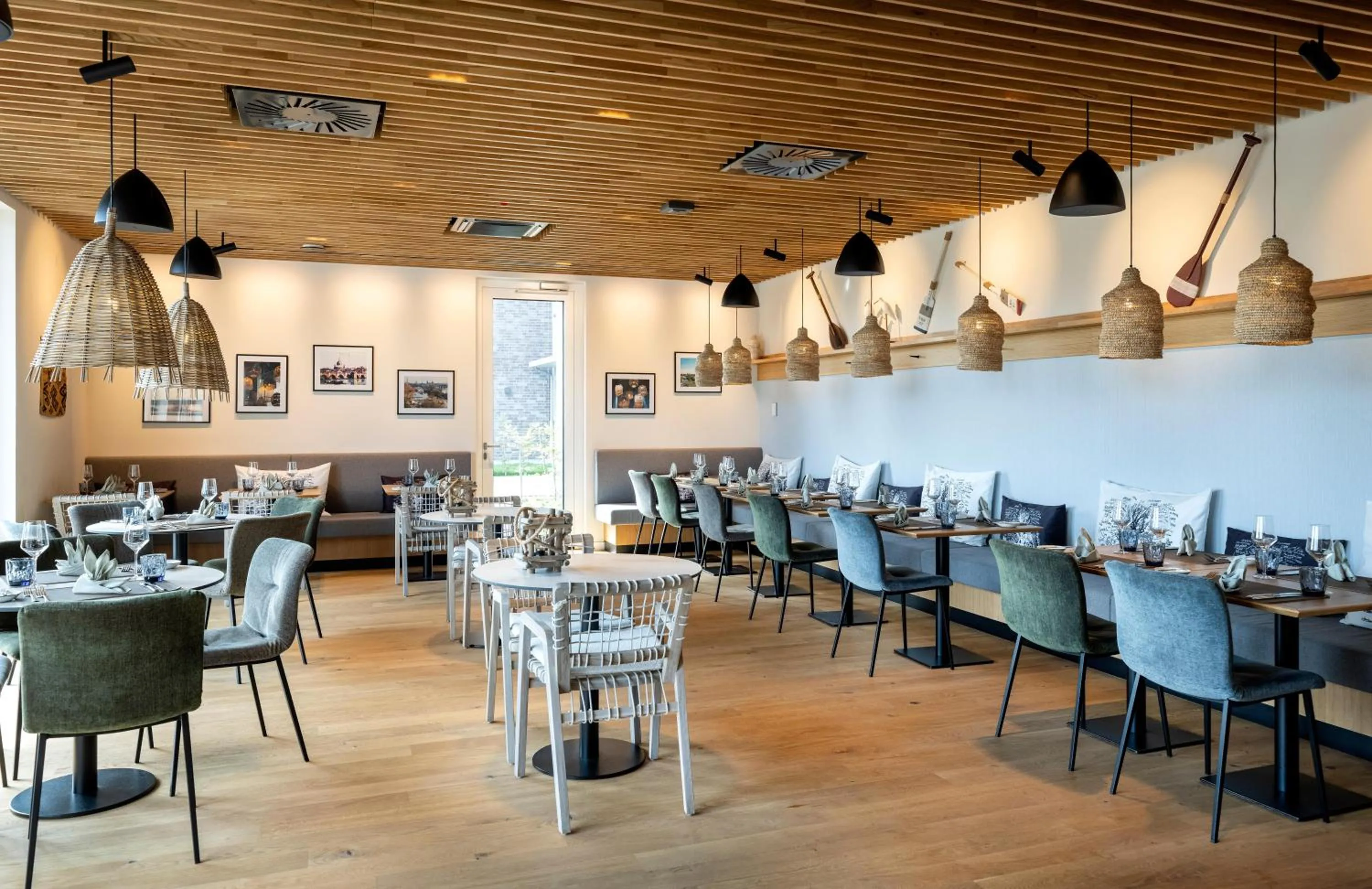 Restaurant/places to eat in ARCOTEL HafenCity Dresden