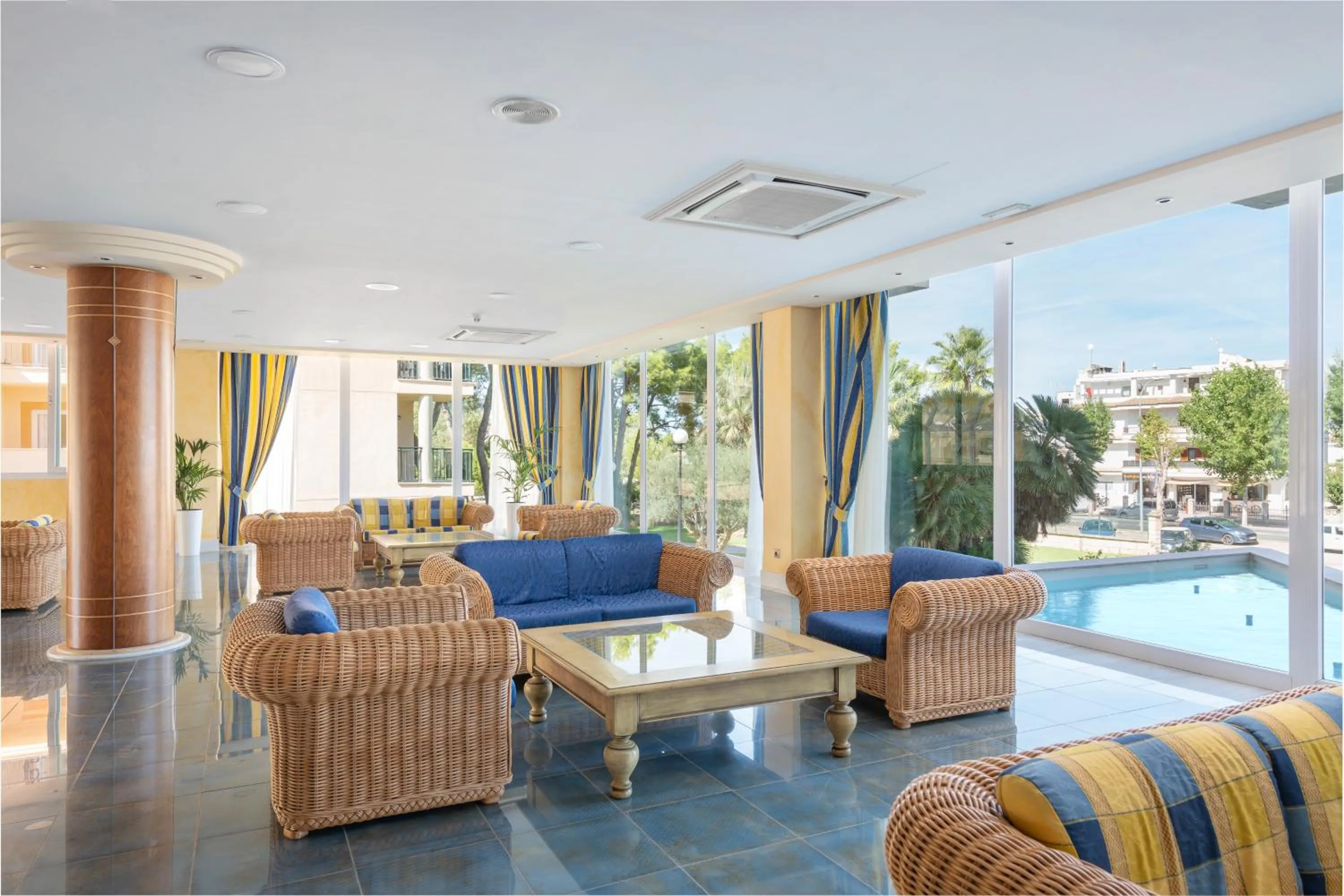 Lobby or reception in Can Picafort Palace