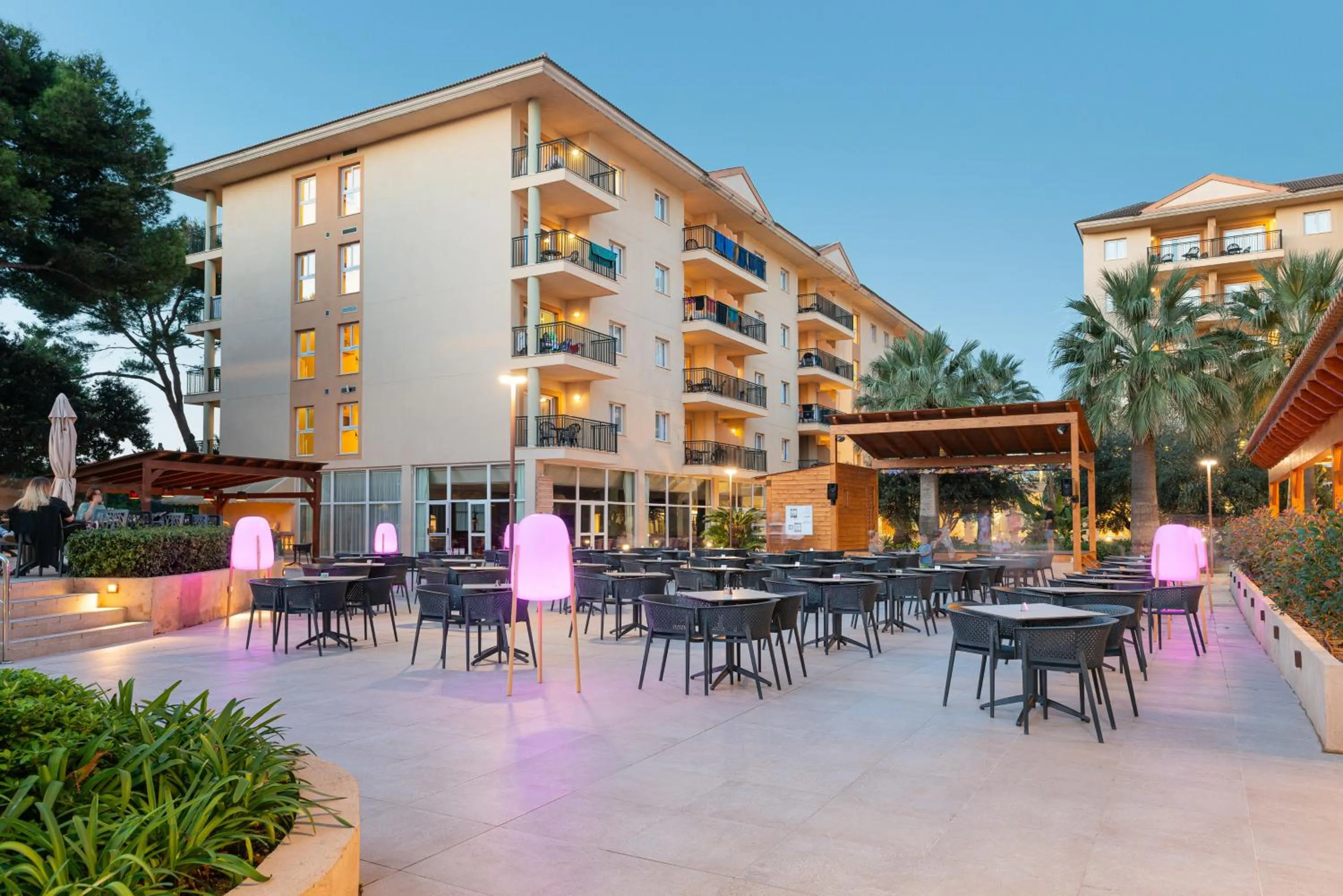 Night in Can Picafort Palace