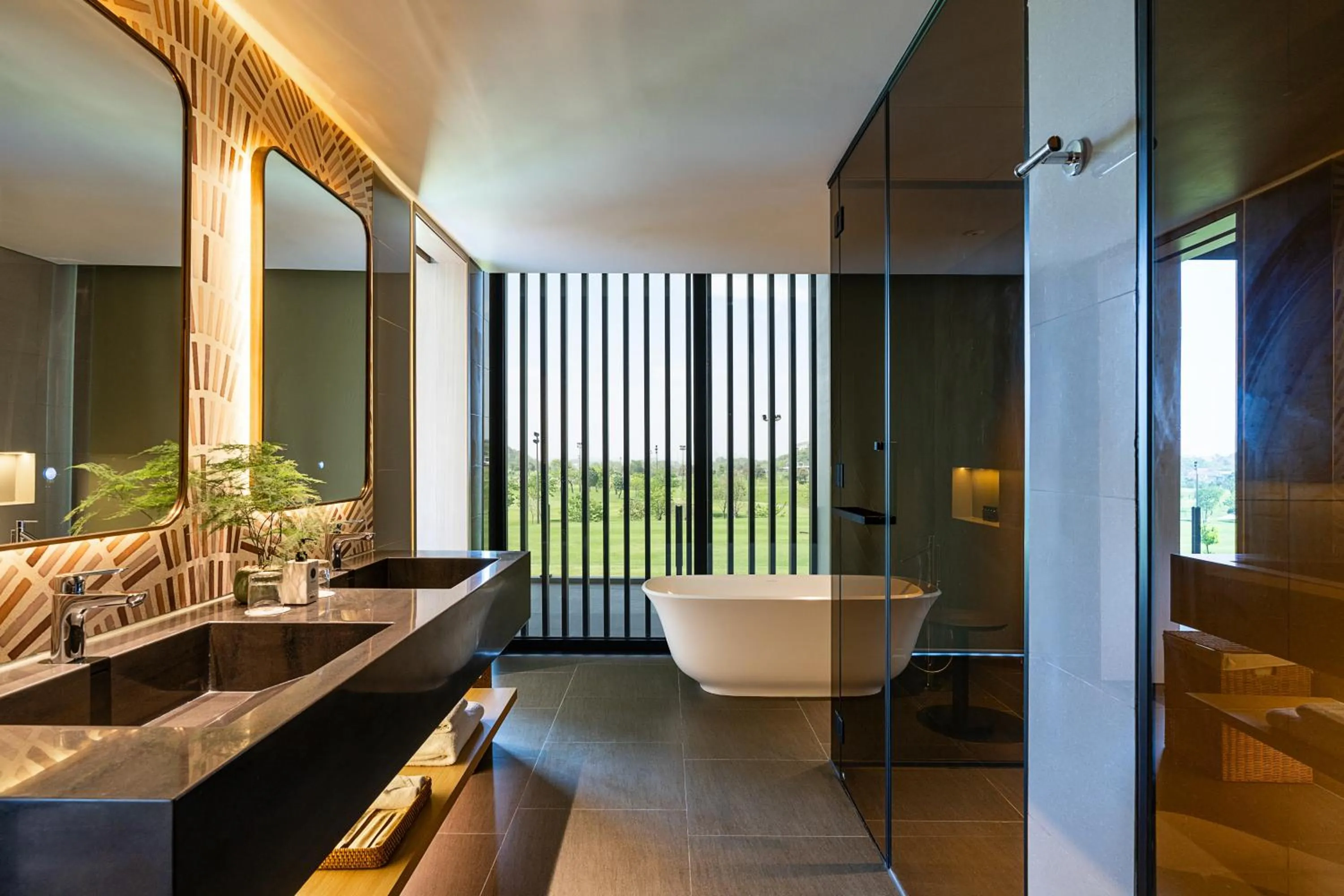 Shower in The Five Resort & Golf Hoang Gia Ninh Binh