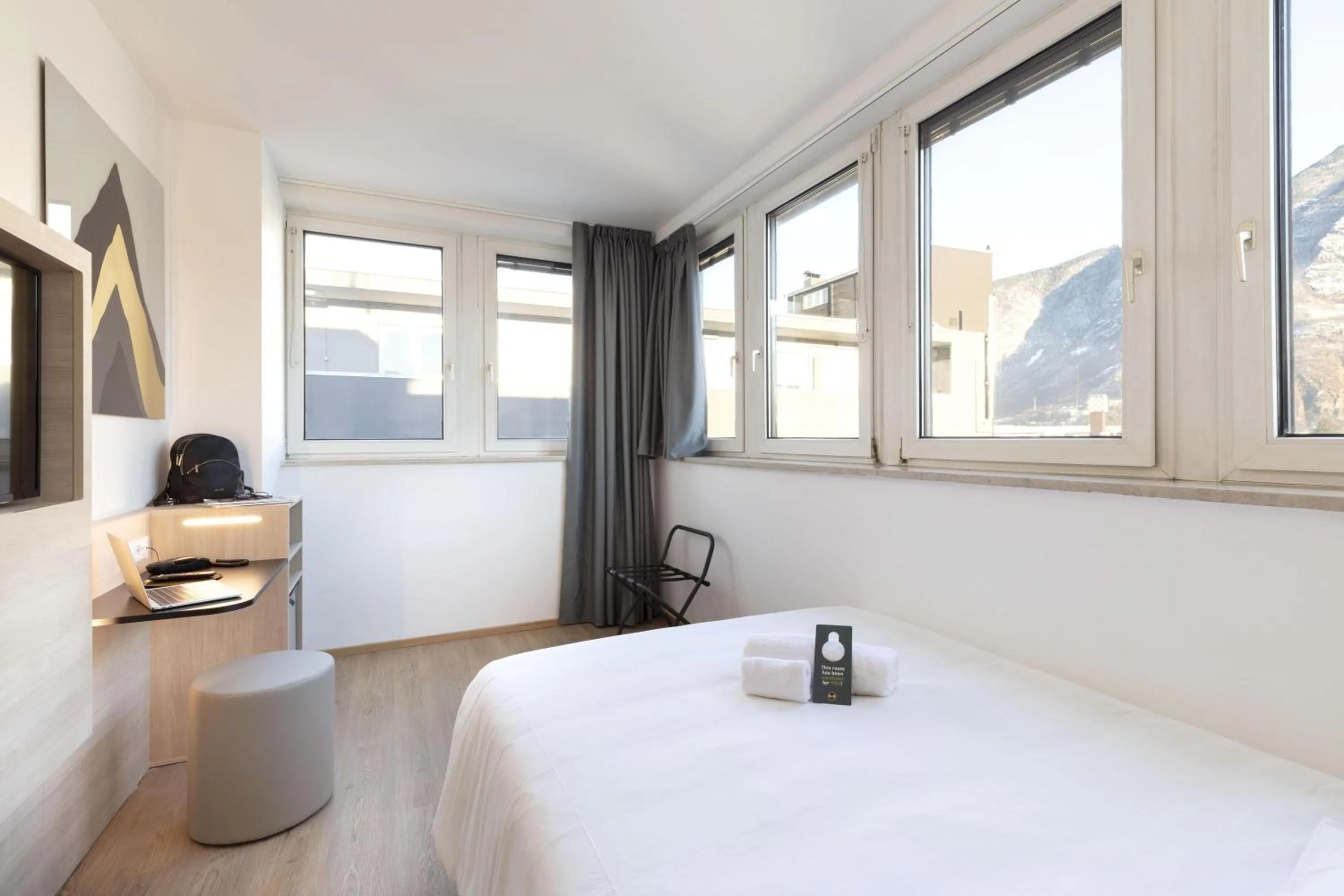 Photo of the whole room, Bed in B&B Hotel Bolzano