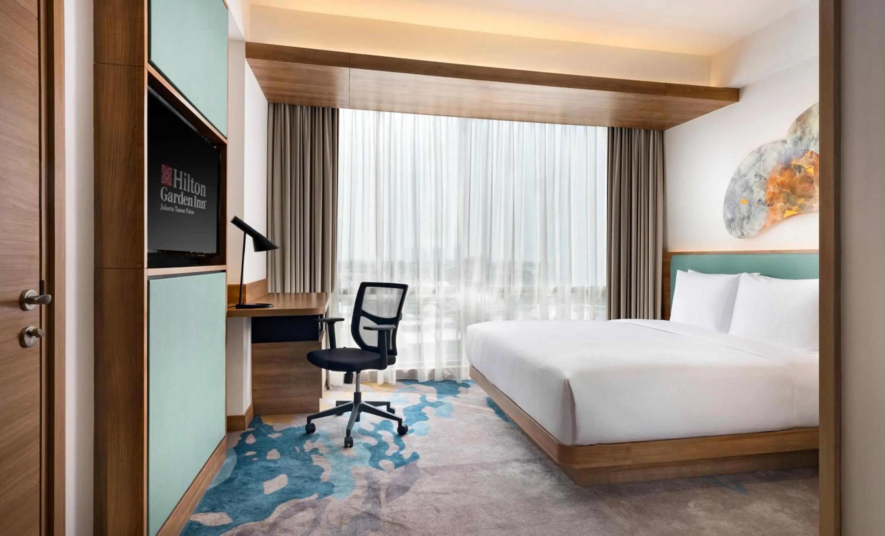 Bed in Hilton Garden Inn Jakarta Taman Palem