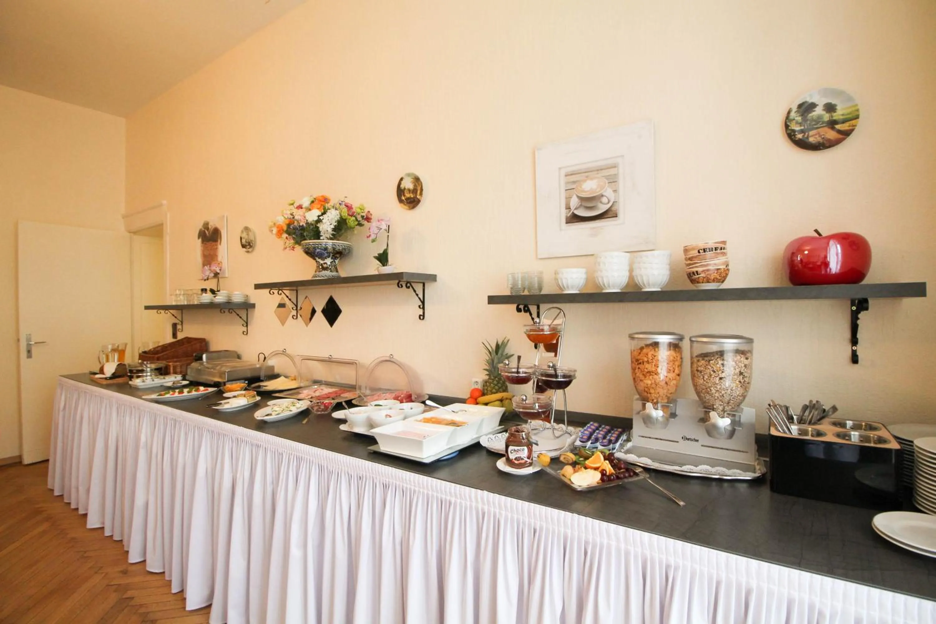 Breakfast in Hotel Margrit