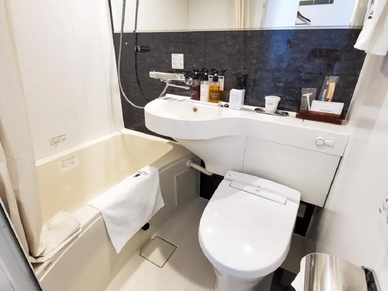 Bathroom in HOTEL LiVEMAX Tachikawa Ekimae