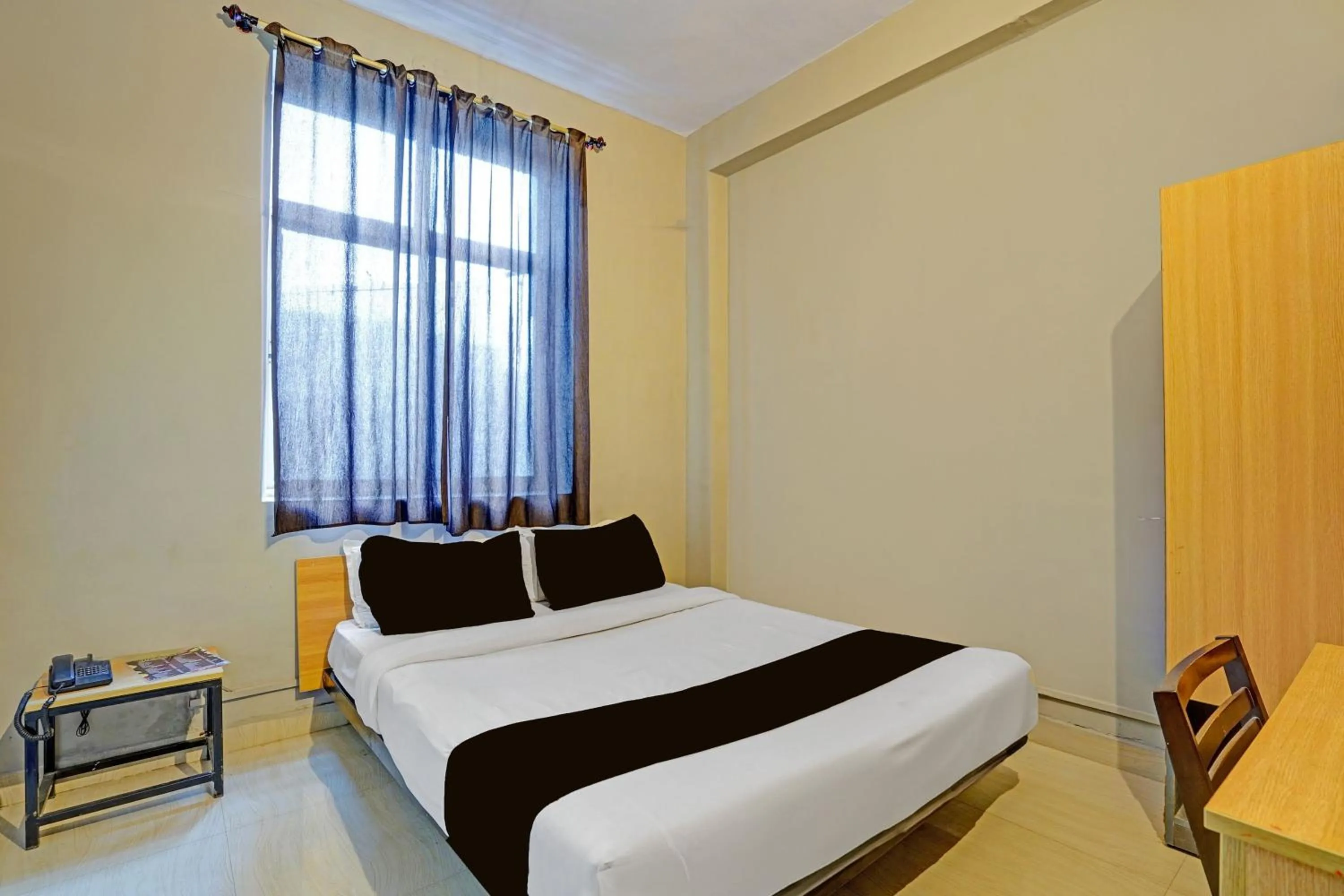 Bedroom, Bed in Super Hotel O AG Colony Park Patna Formerly Capital Pearl