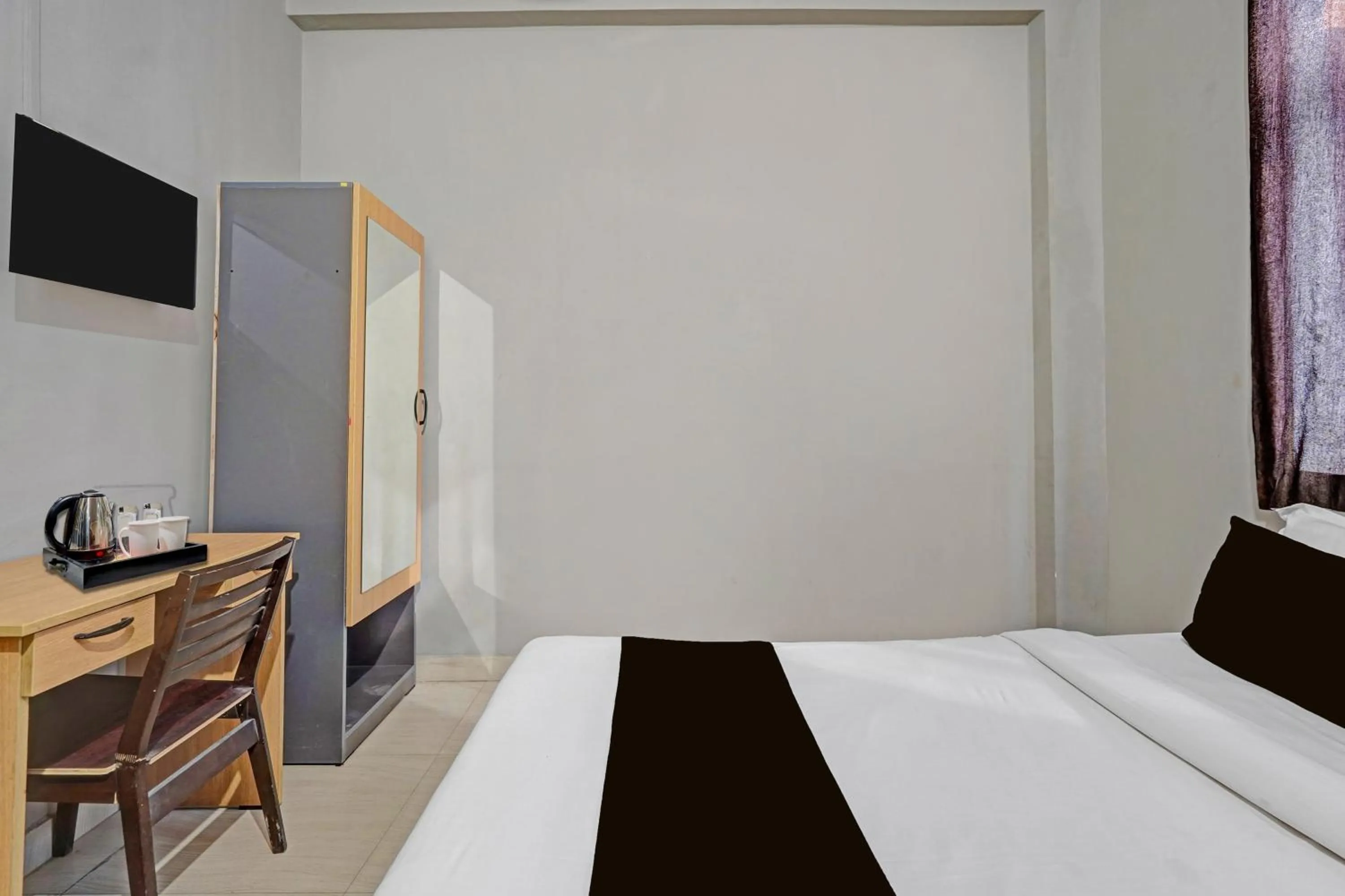 Bedroom, Bed in Super Hotel O AG Colony Park Patna Formerly Capital Pearl