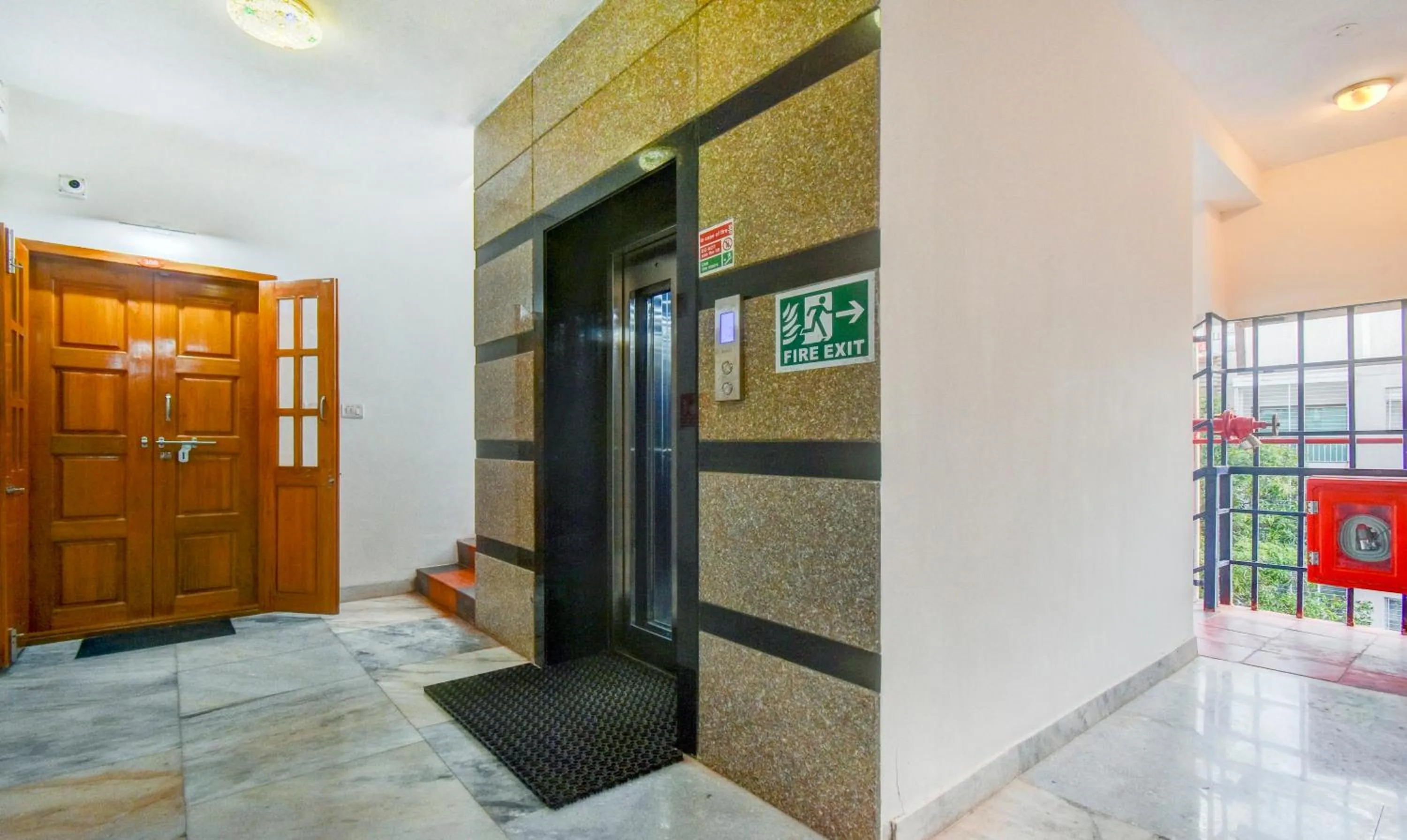 elevator in Treebo Eco Stay Nandanam