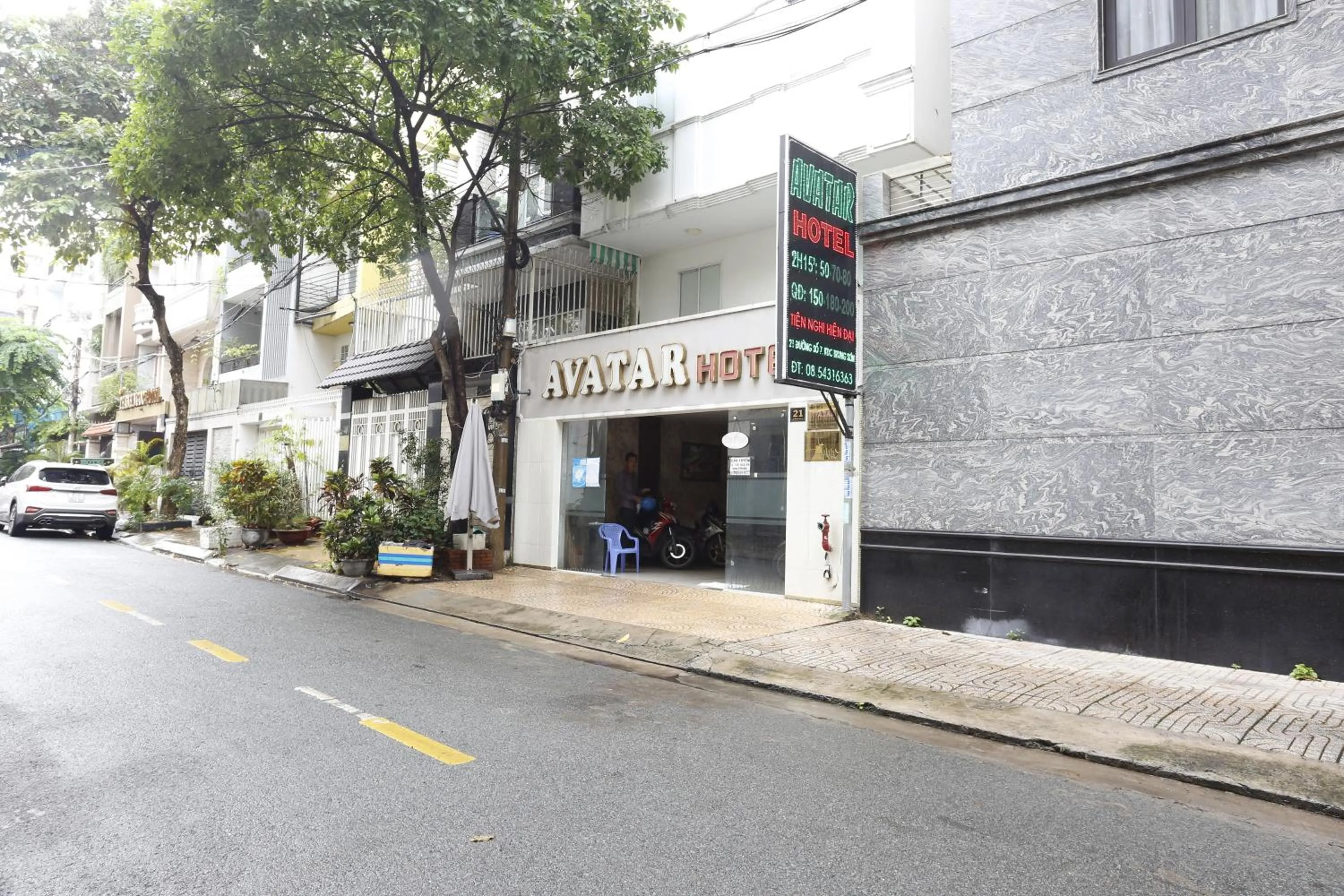 Facade/entrance in Avatar Hotel