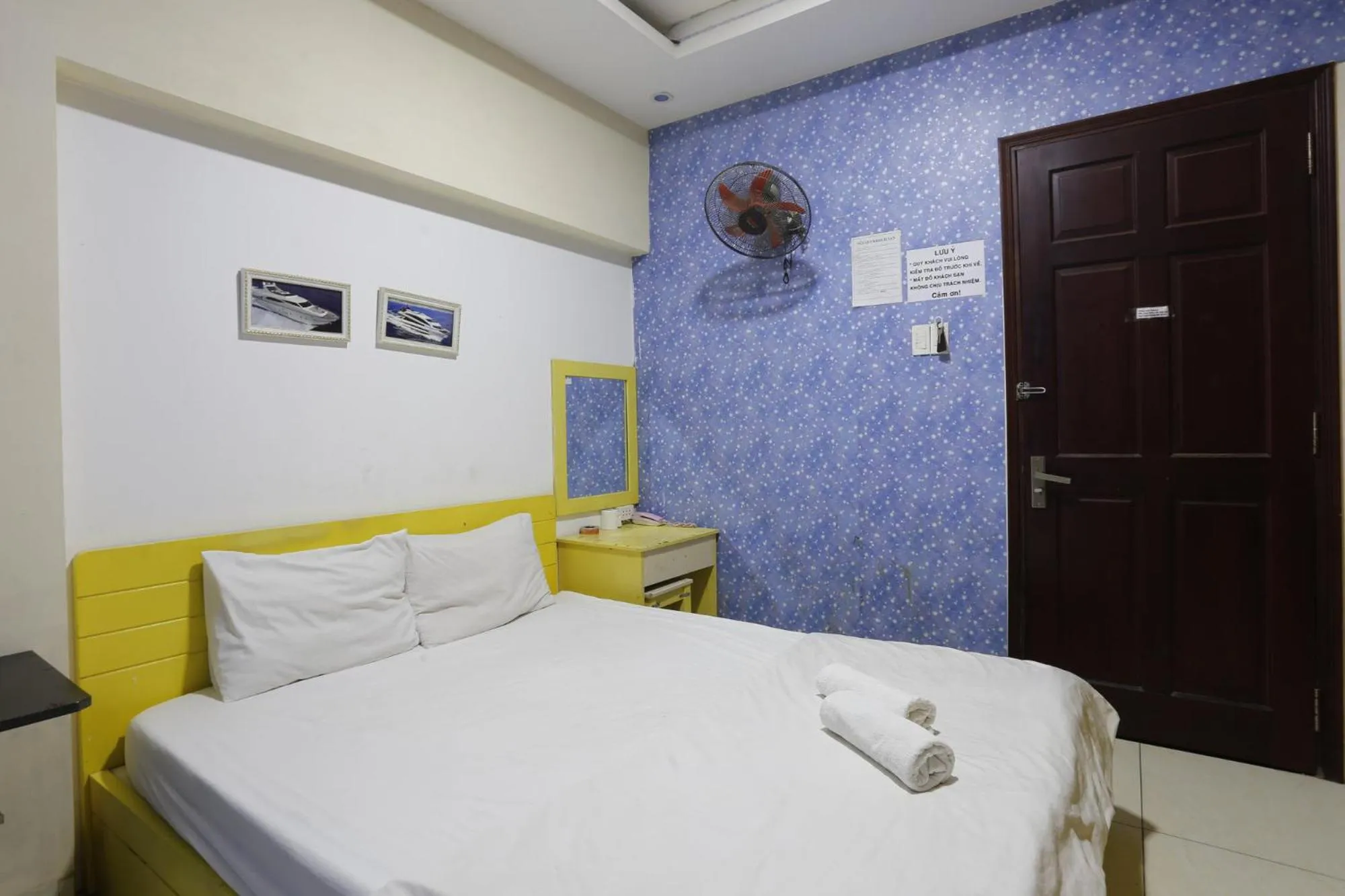 Bedroom in Avatar Hotel