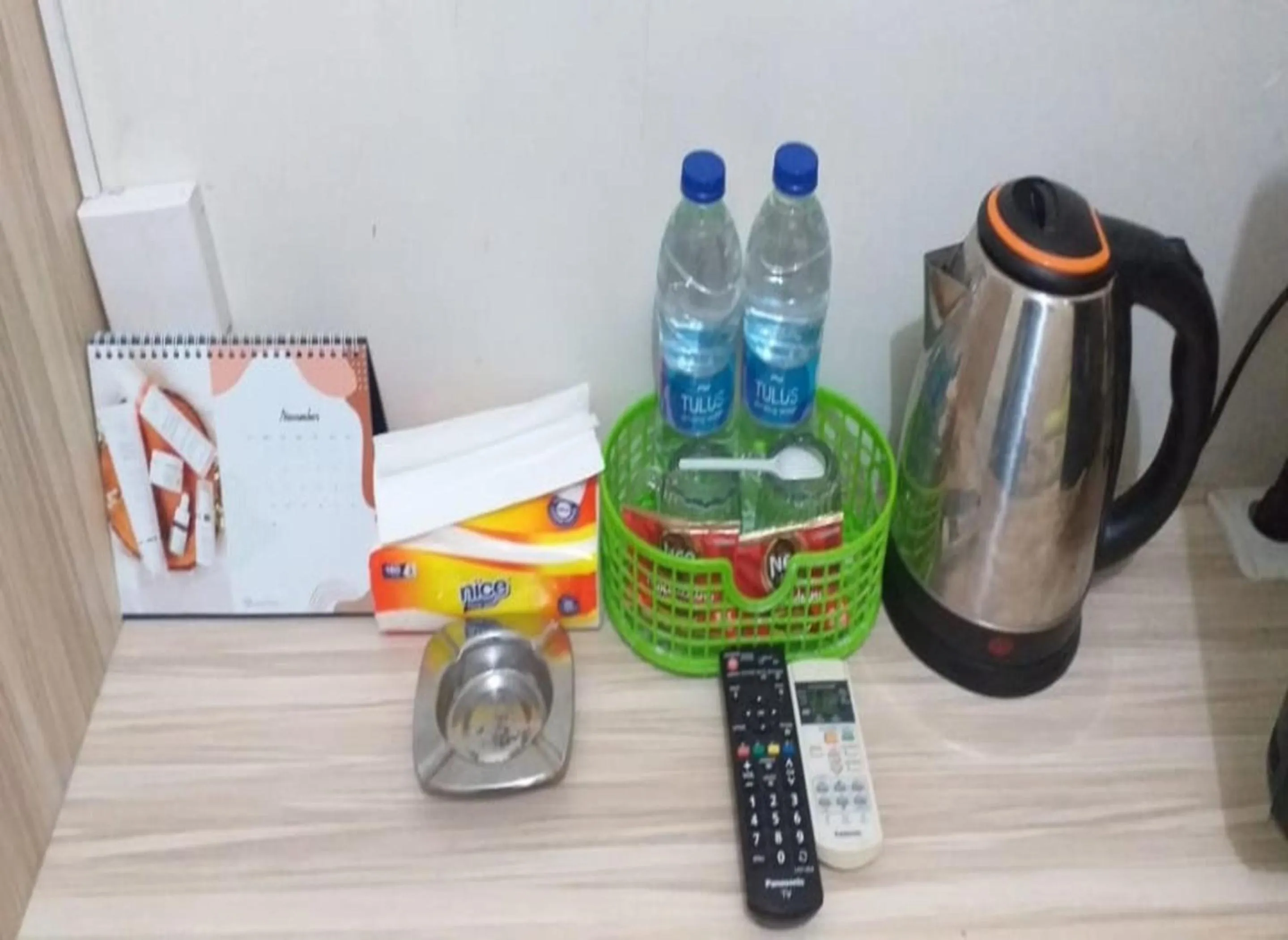 Coffee/tea facilities in Barata Hotel AR1