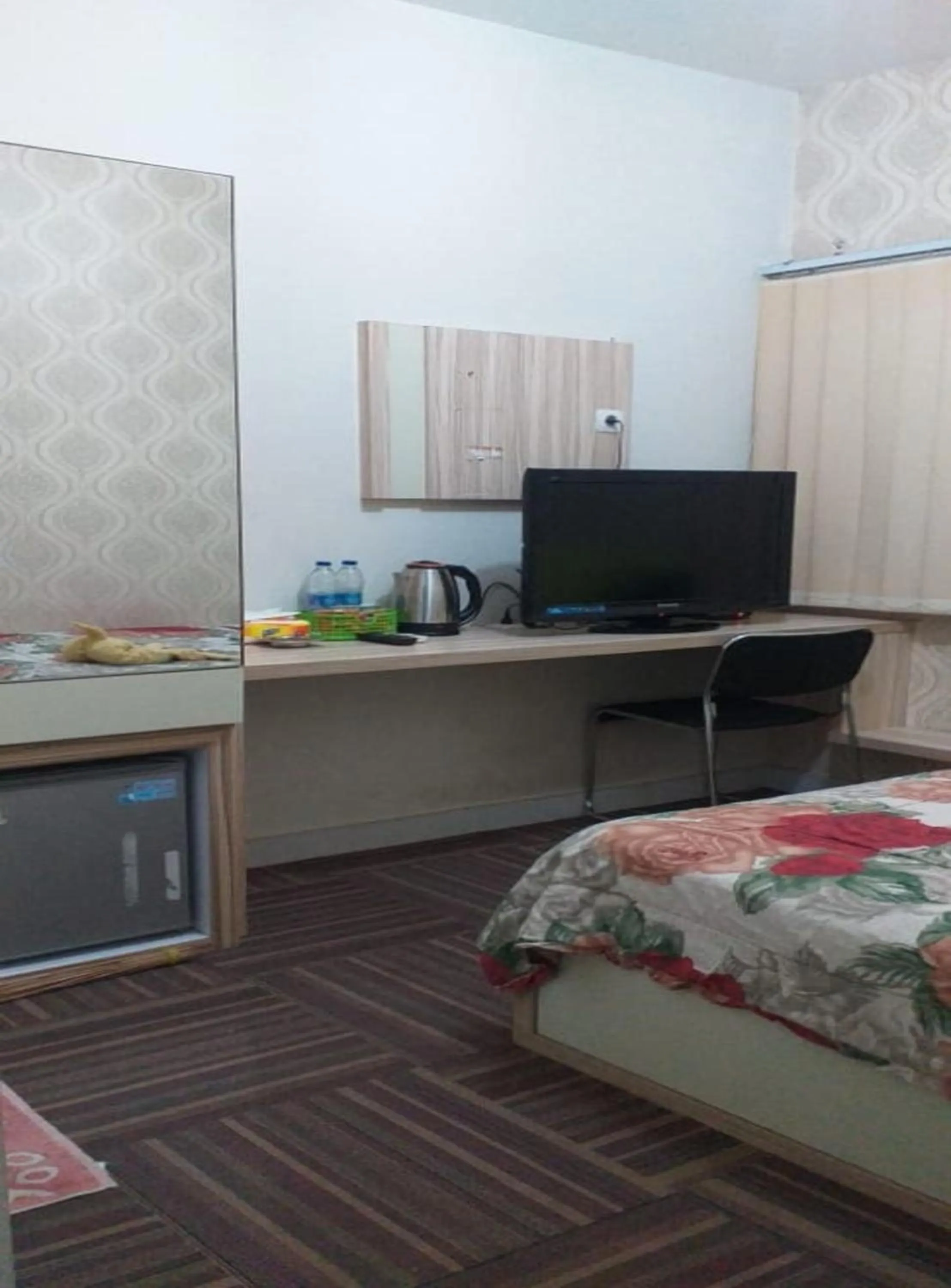 TV and multimedia in Barata Hotel AR1