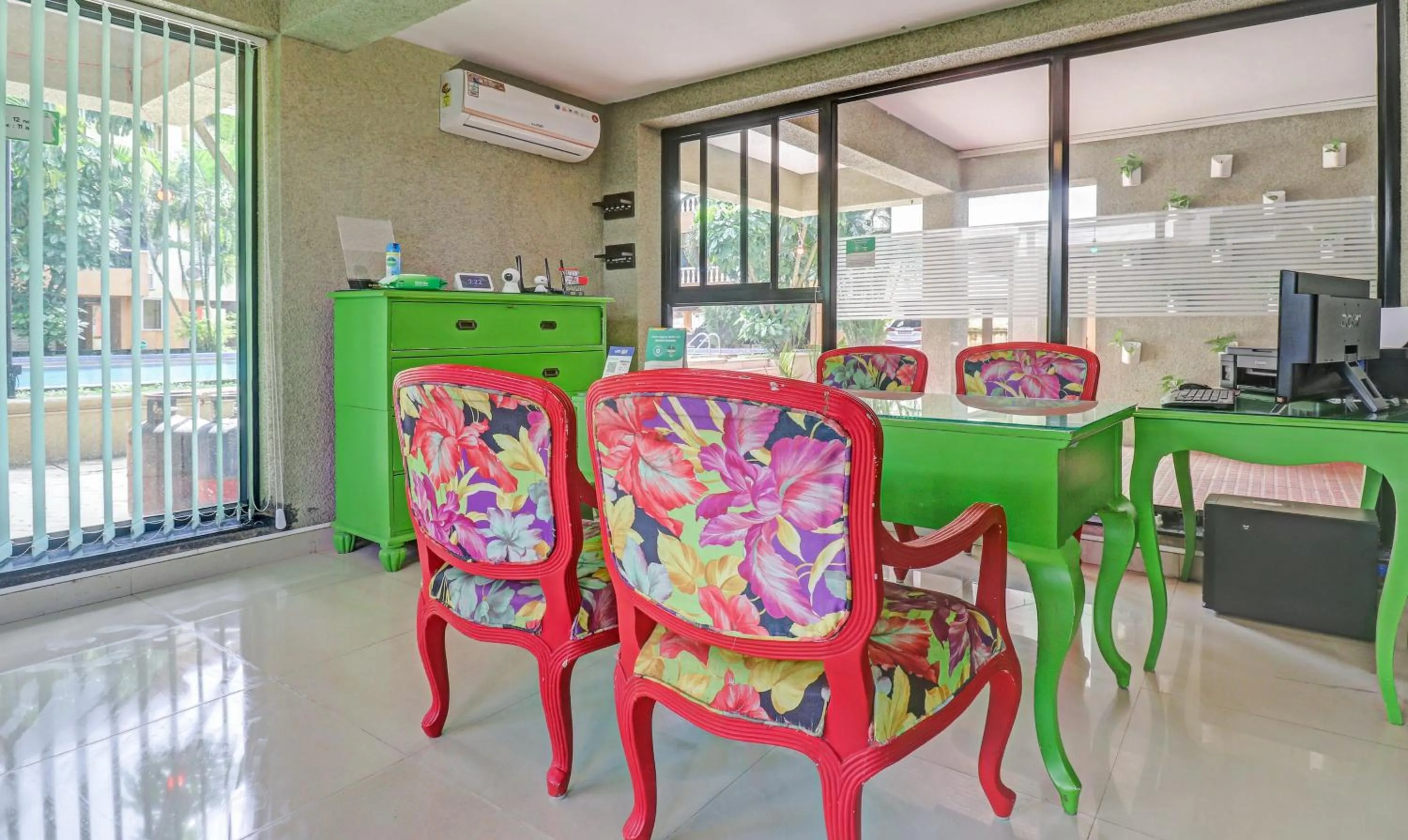 Lobby or reception in Treebo Aquamarine Arpora With Pool