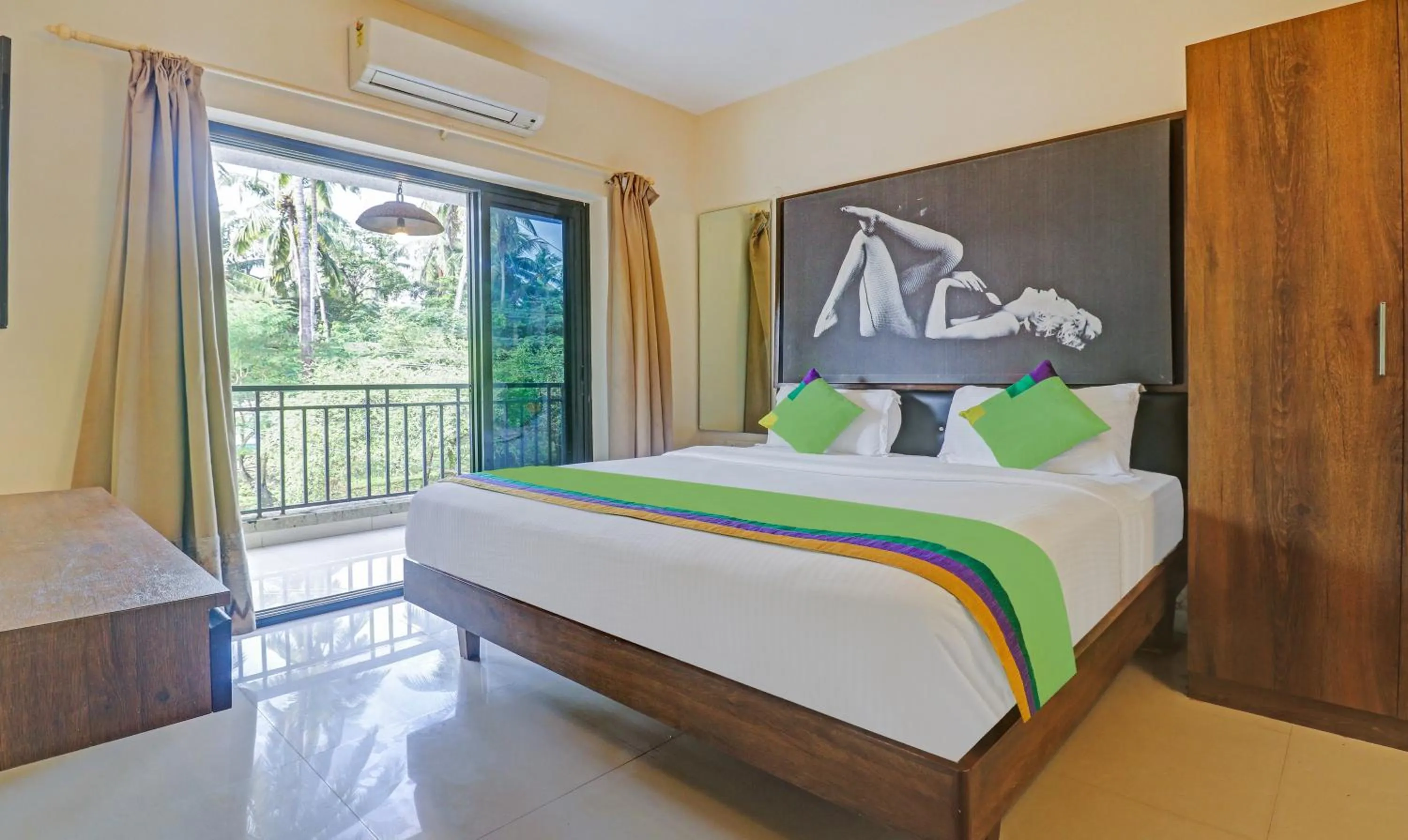 Bedroom, Bed in Treebo Aquamarine Arpora With Pool