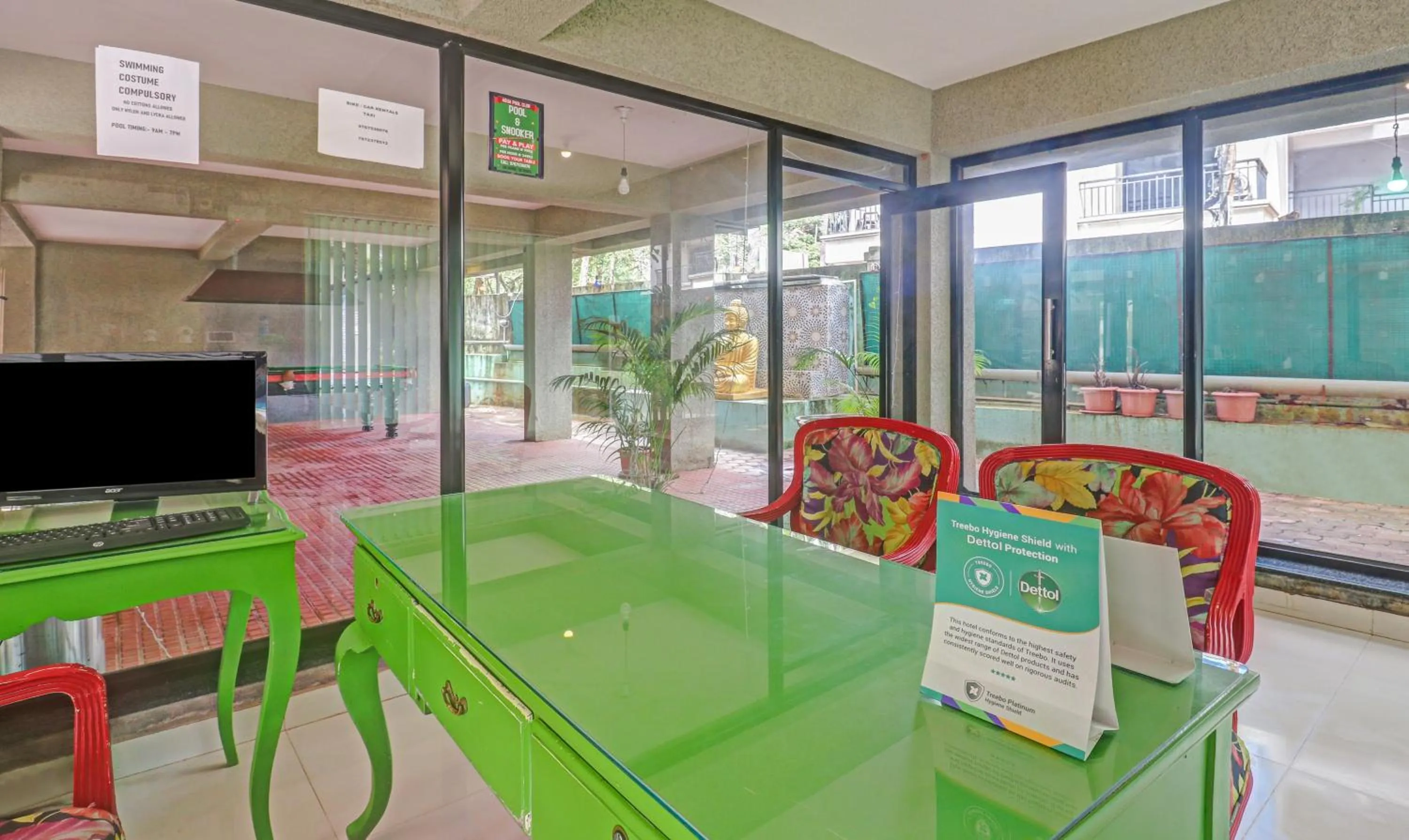 Lobby or reception in Treebo Aquamarine Arpora With Pool