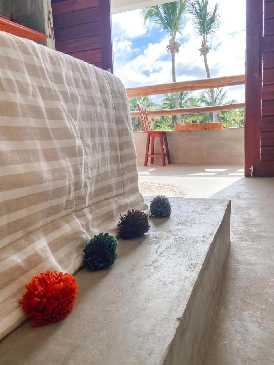 Photo of the whole room in Villa Siriguela