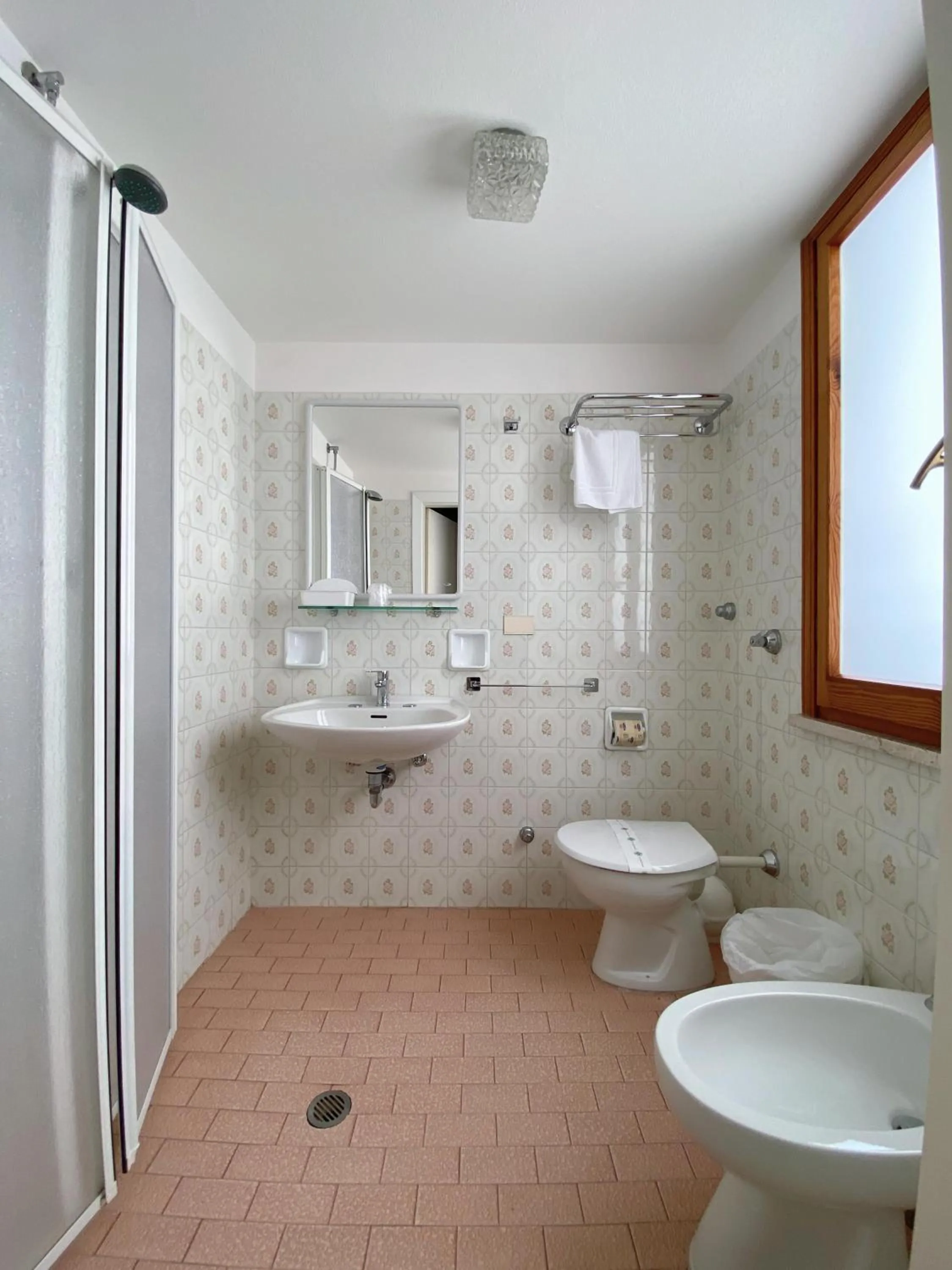 Shower in Hotel Residence Ponente