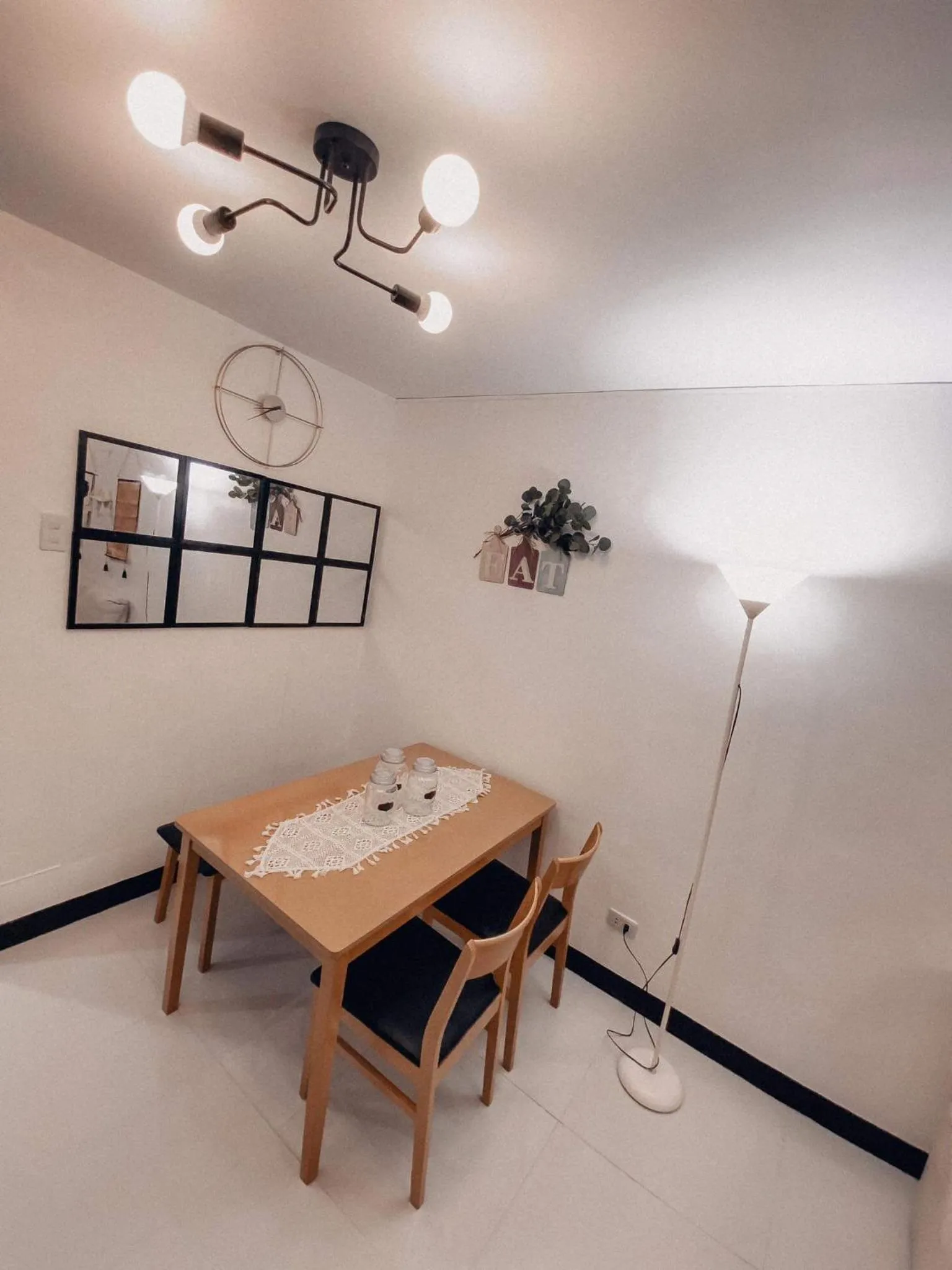 Dining area in Cozy Themed 2BR TownHouse - near Clark Airport - TRP1