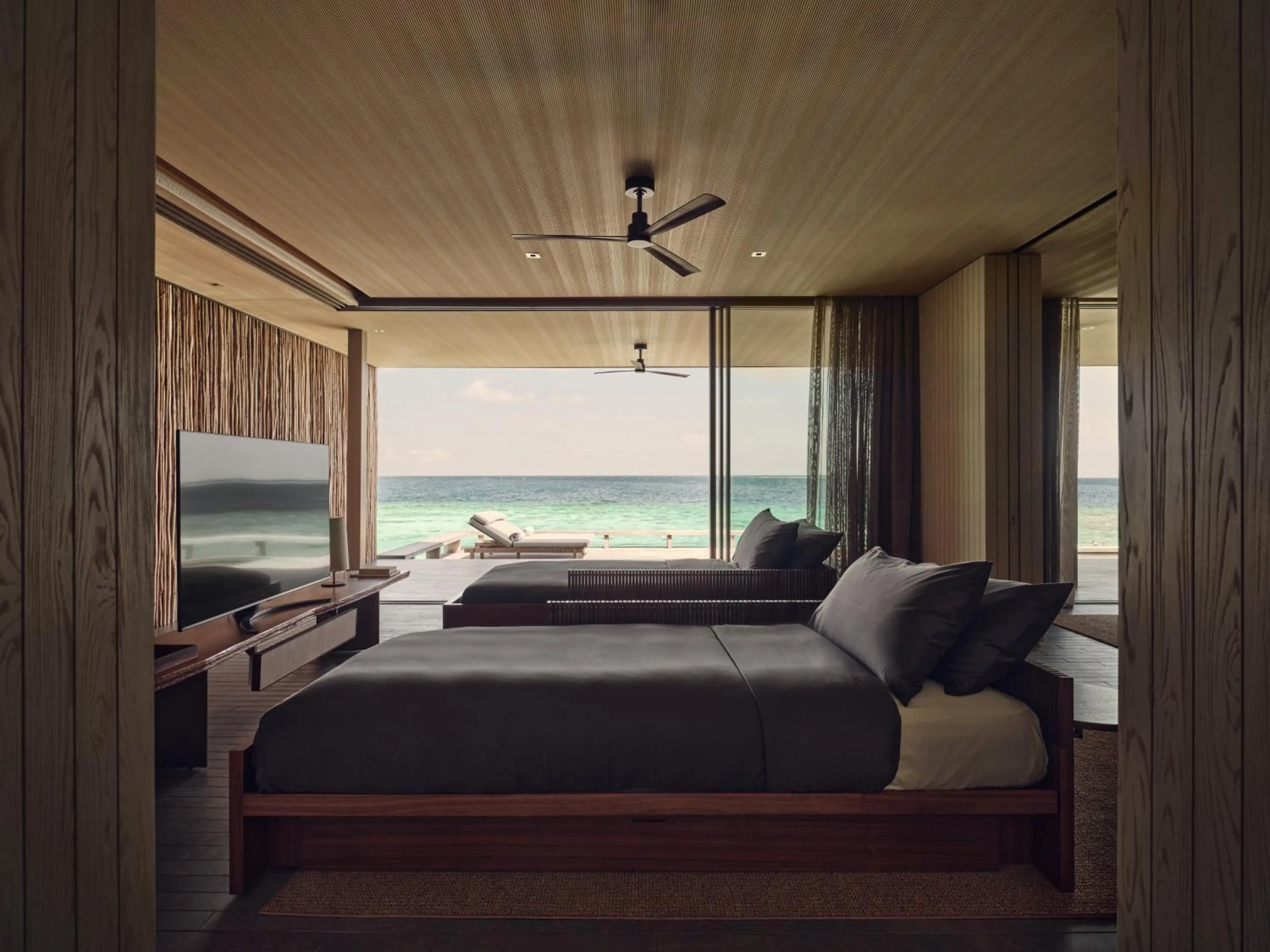 Bed in Patina Maldives, Fari Islands