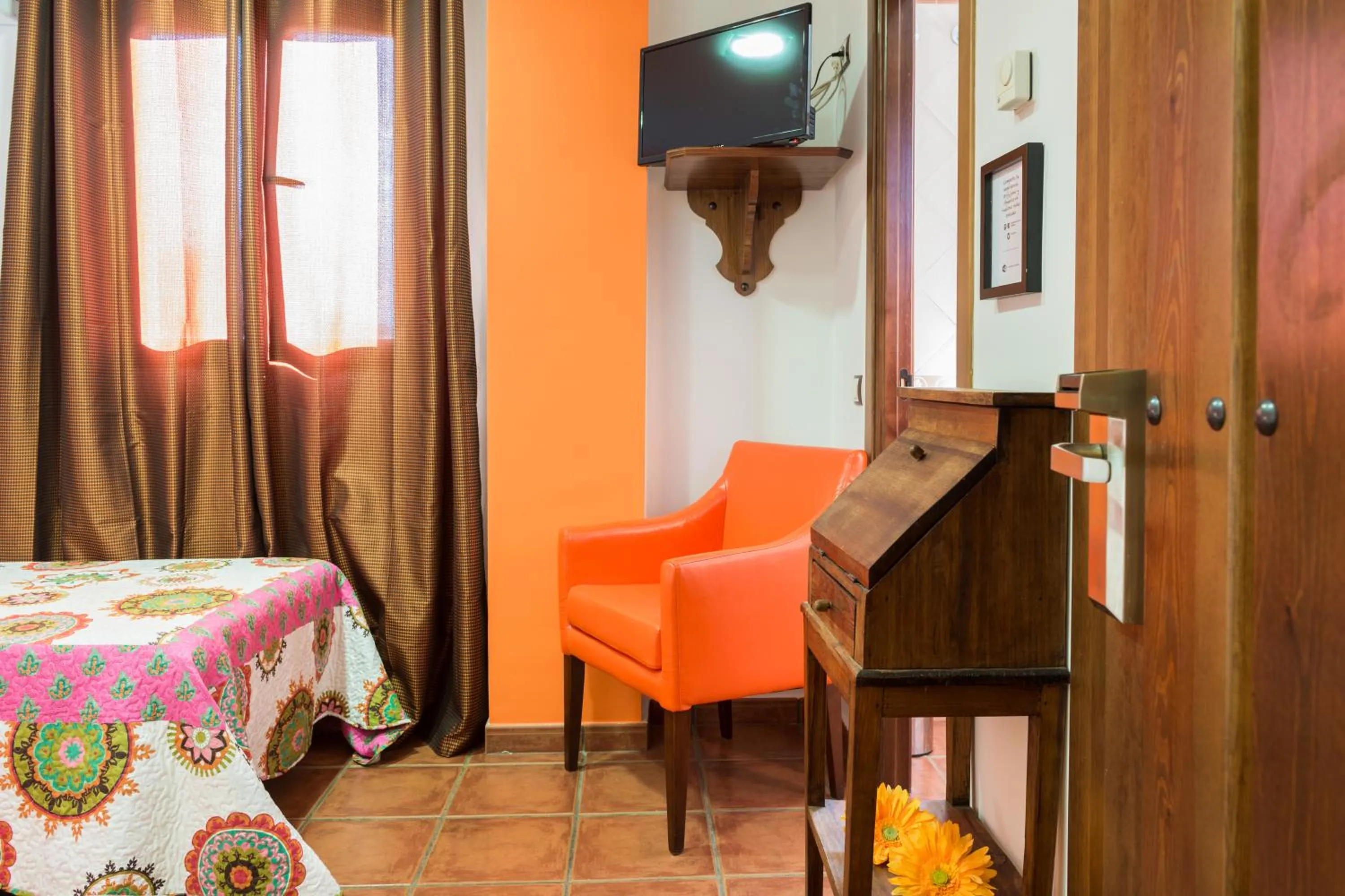 Bedroom, Bed in Hostal Restaurante Rijujama