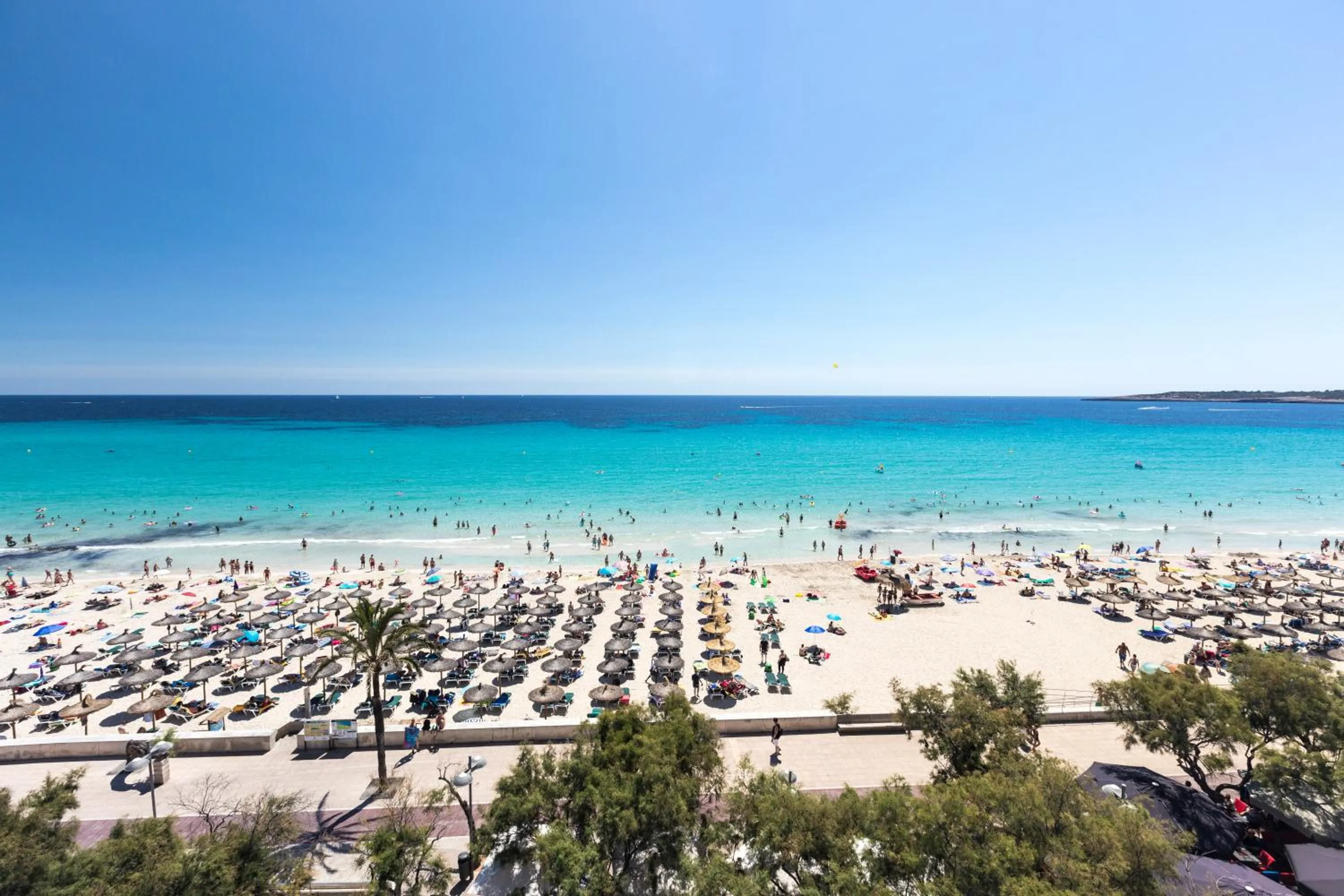 Sea view in Kyrat Amarac - Adults Only