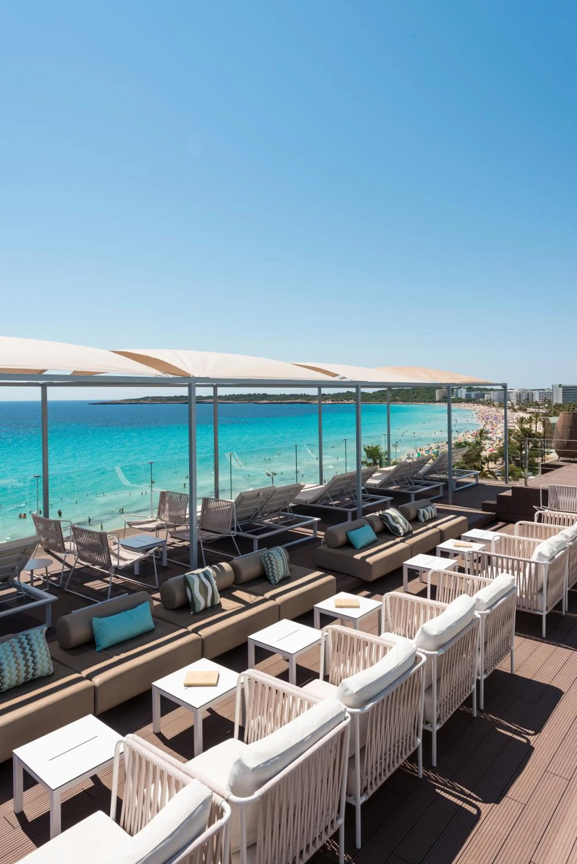 Pool view in Kyrat Amarac - Adults Only