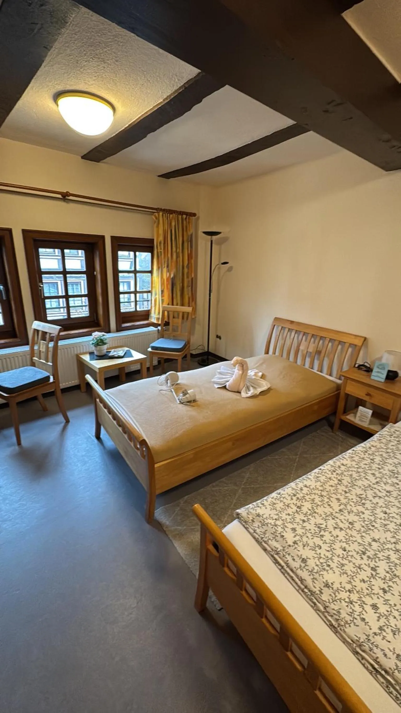 Bed in Hotel im Hochzeitshaus