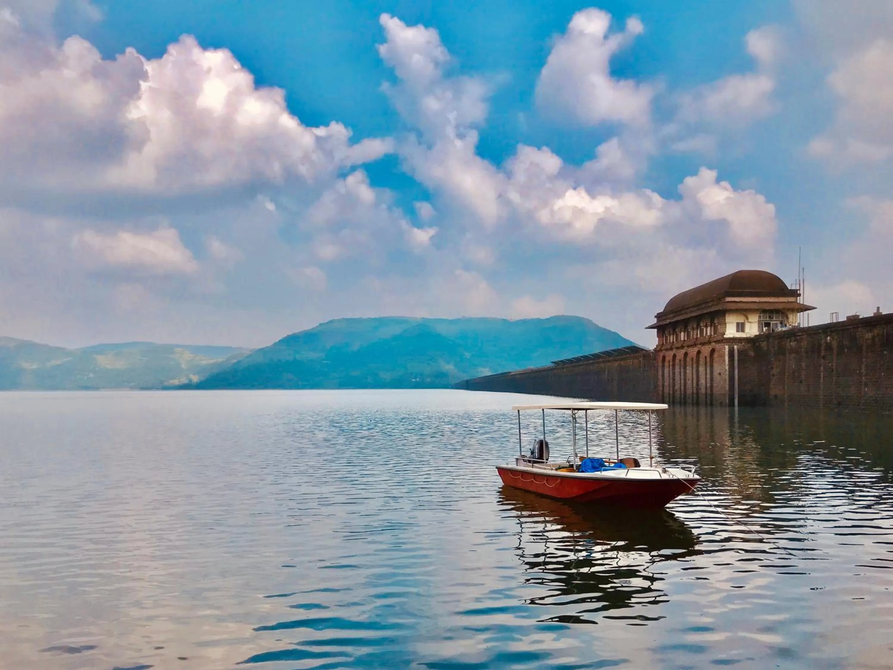 Lake view in amã Stays & Sluice House Lonavala
