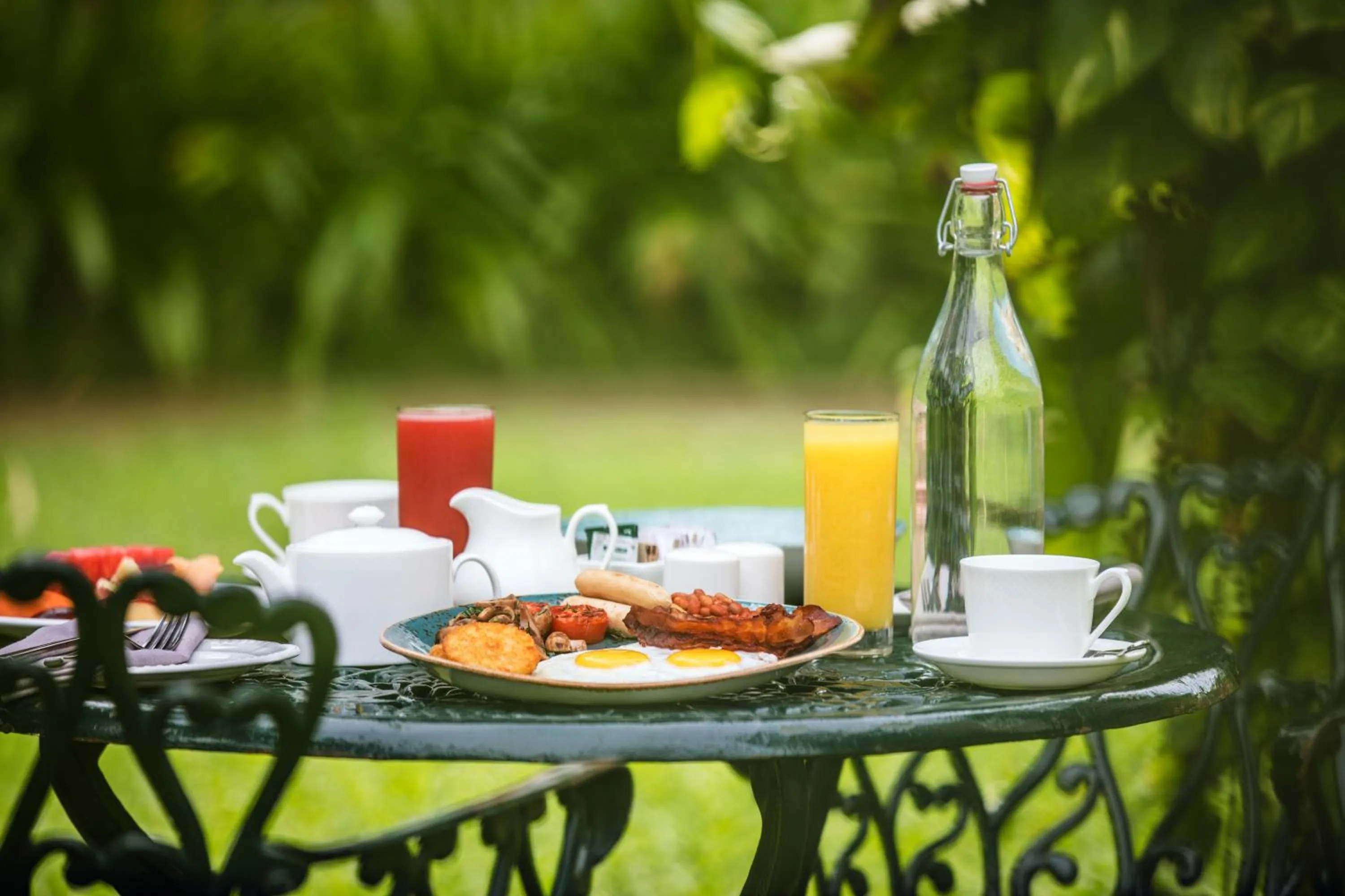 Food in amã Stays & Sluice House Lonavala