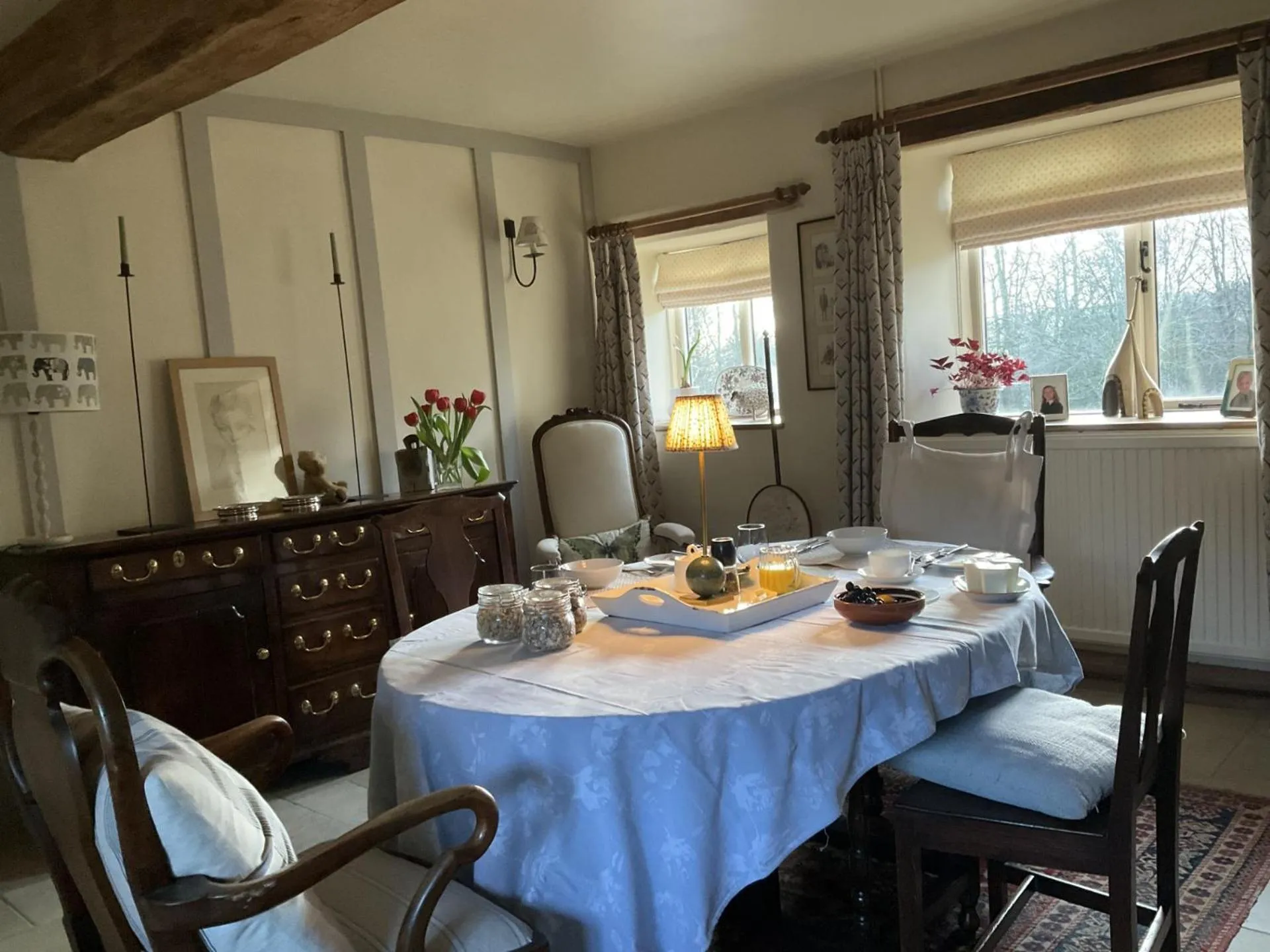 Dining area in Loadbrook Cottages