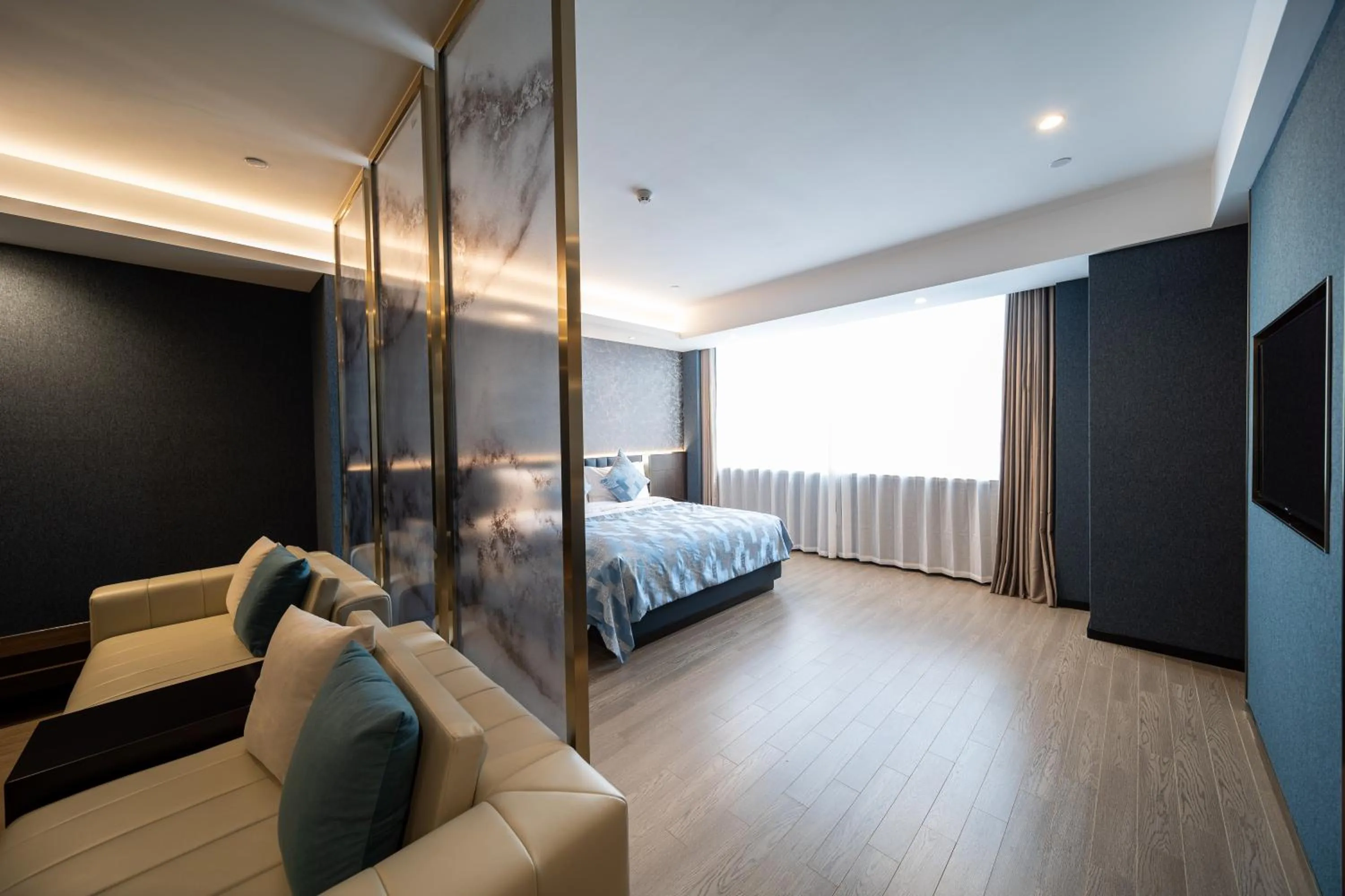 Bed in Dijing Hotel Shanghai