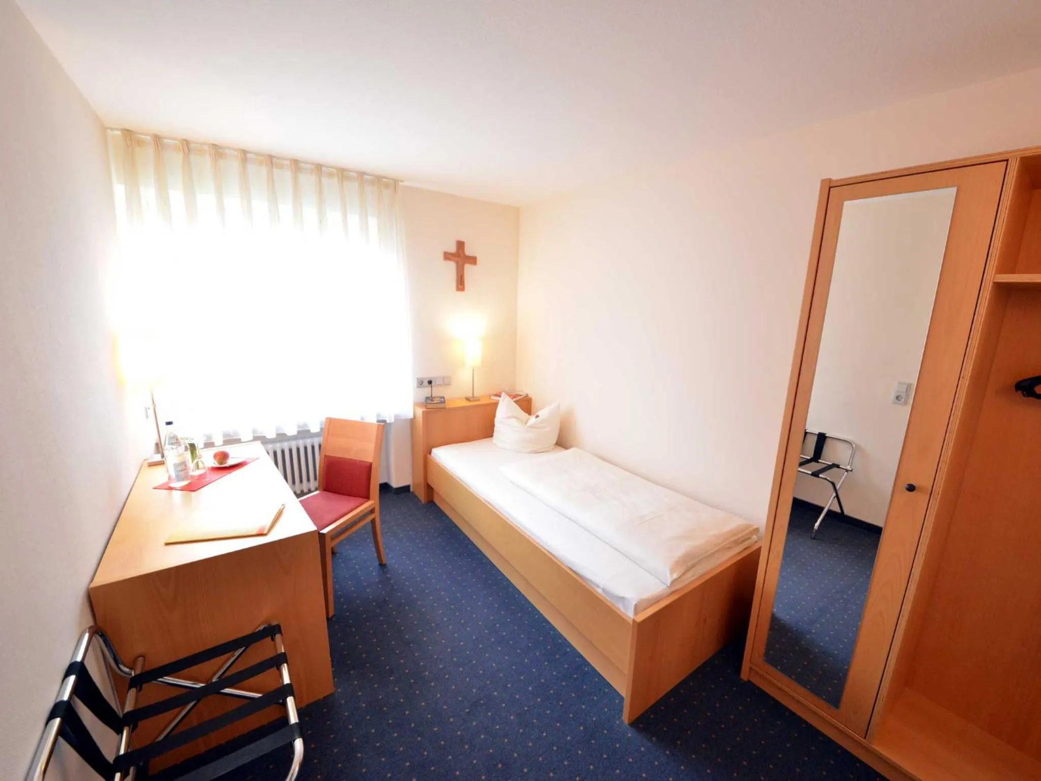 Day, Bed in Tagungshaus Schönenberg