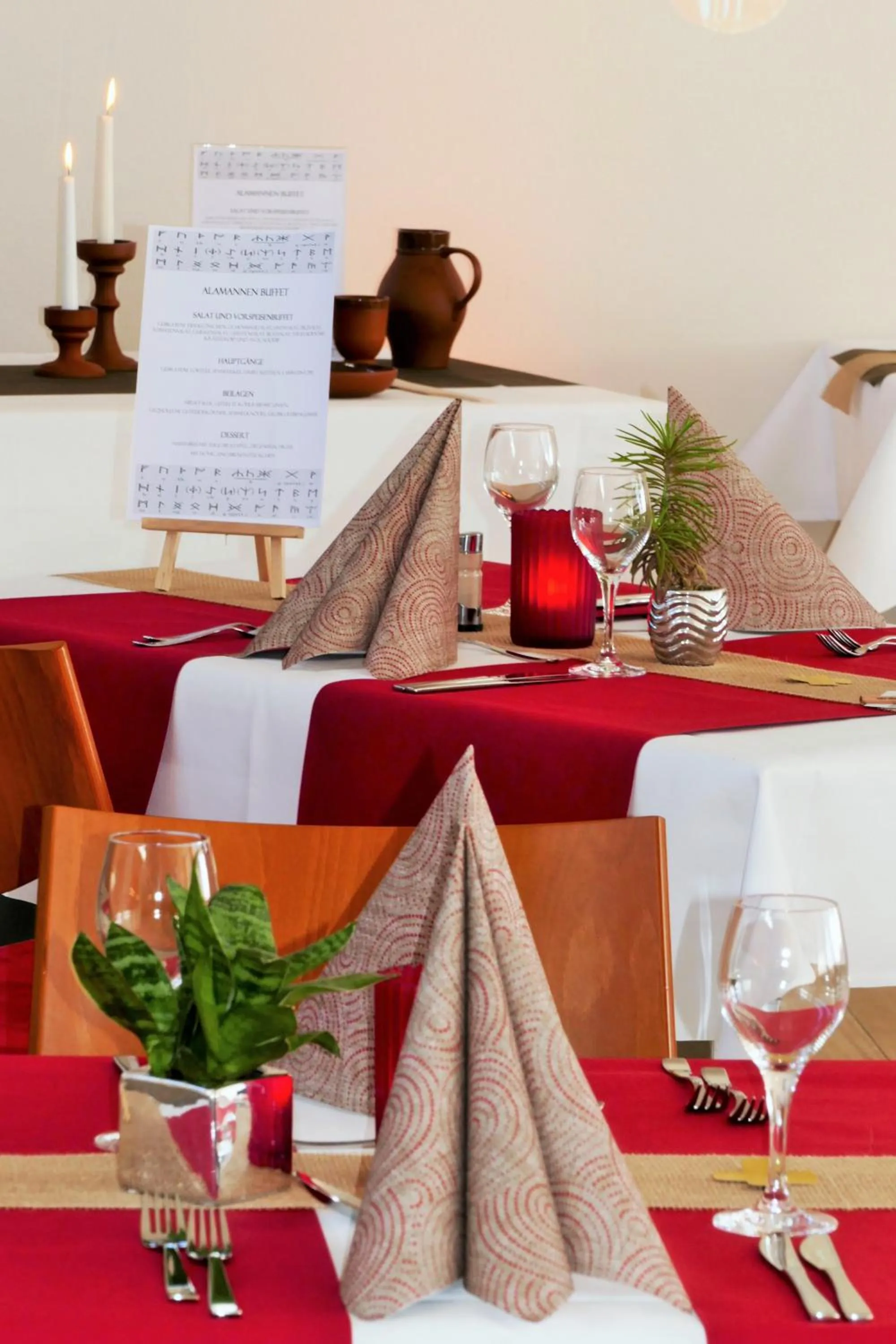 Restaurant/places to eat in Tagungshaus Schönenberg