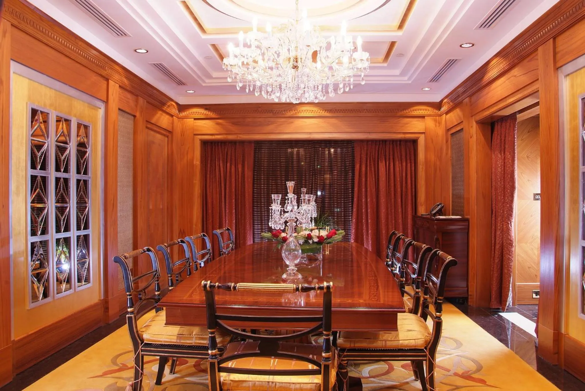 Photo of the whole room in Holiday Inn Kuwait by IHG