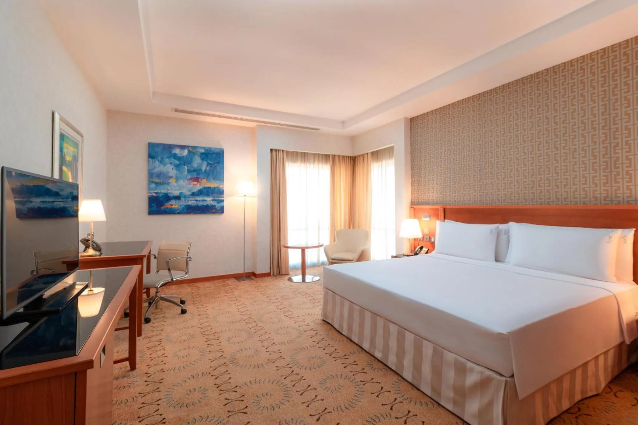 Photo of the whole room, Bed in Holiday Inn Kuwait by IHG