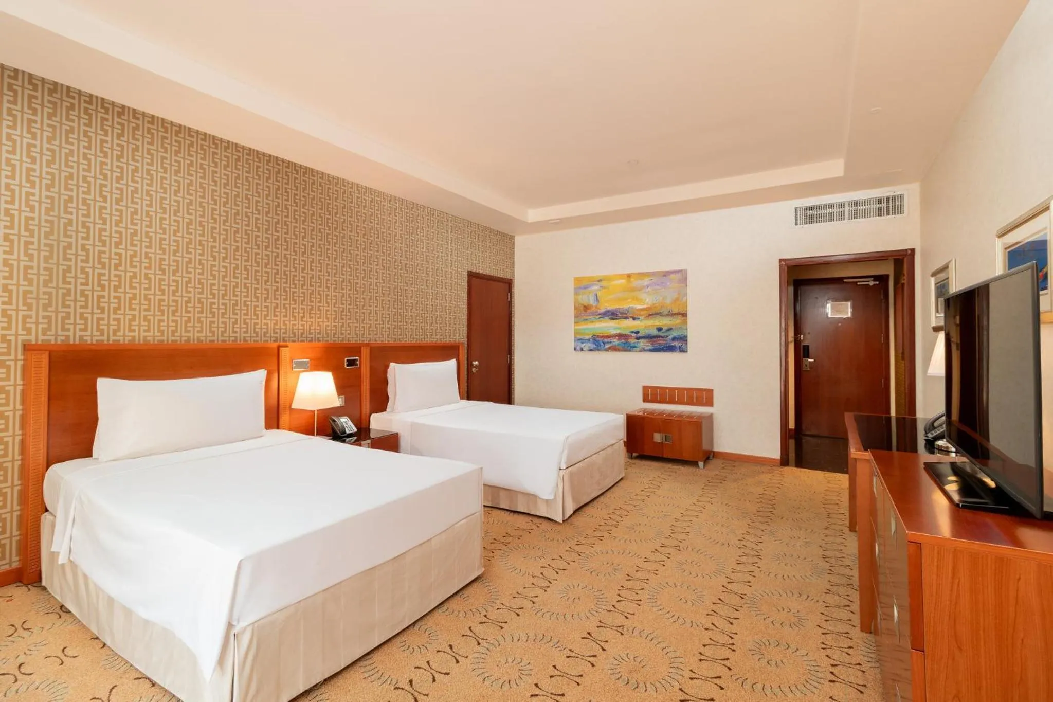 Photo of the whole room, Bed in Holiday Inn Kuwait by IHG