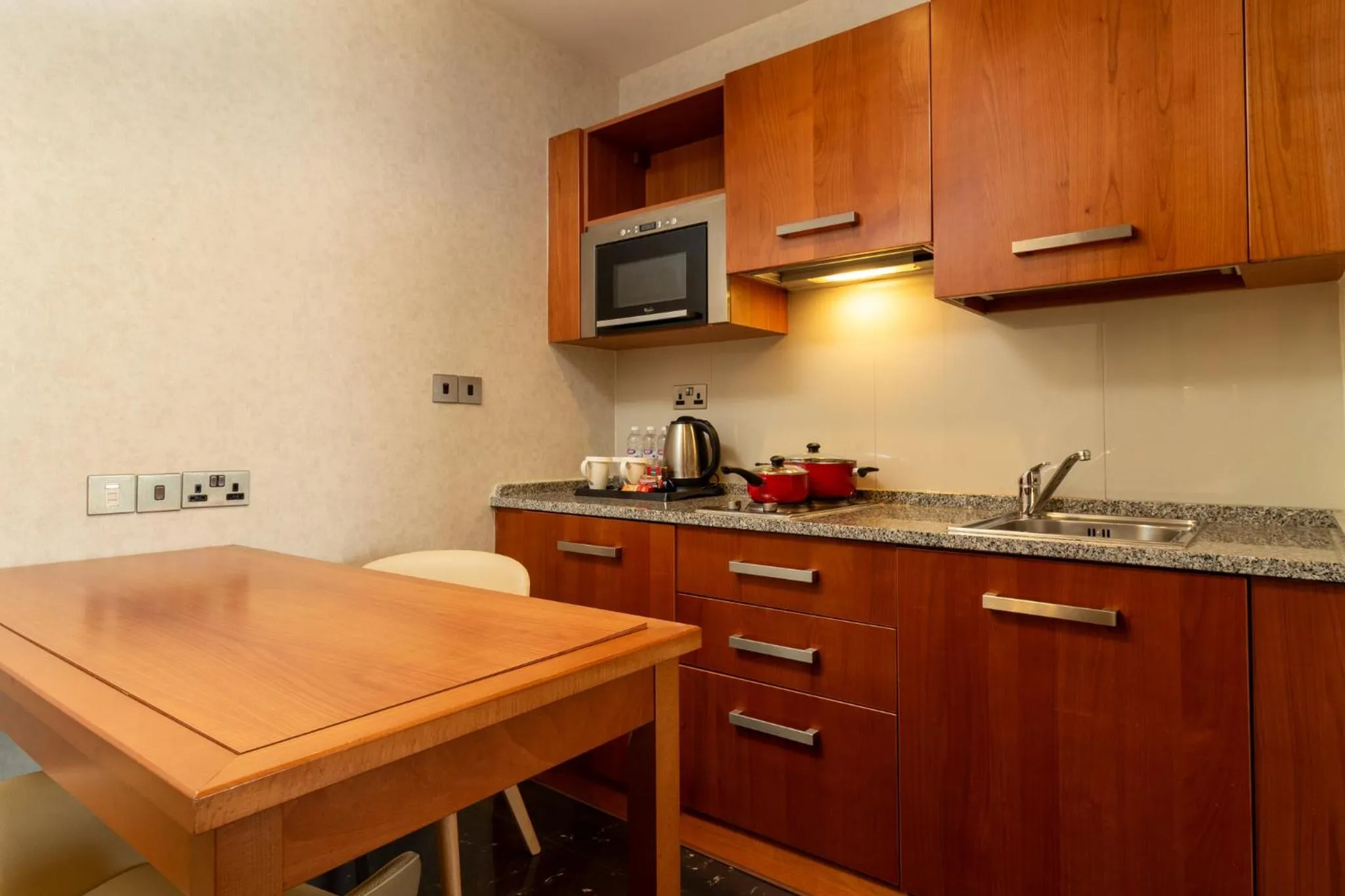 Photo of the whole room in Holiday Inn Kuwait by IHG