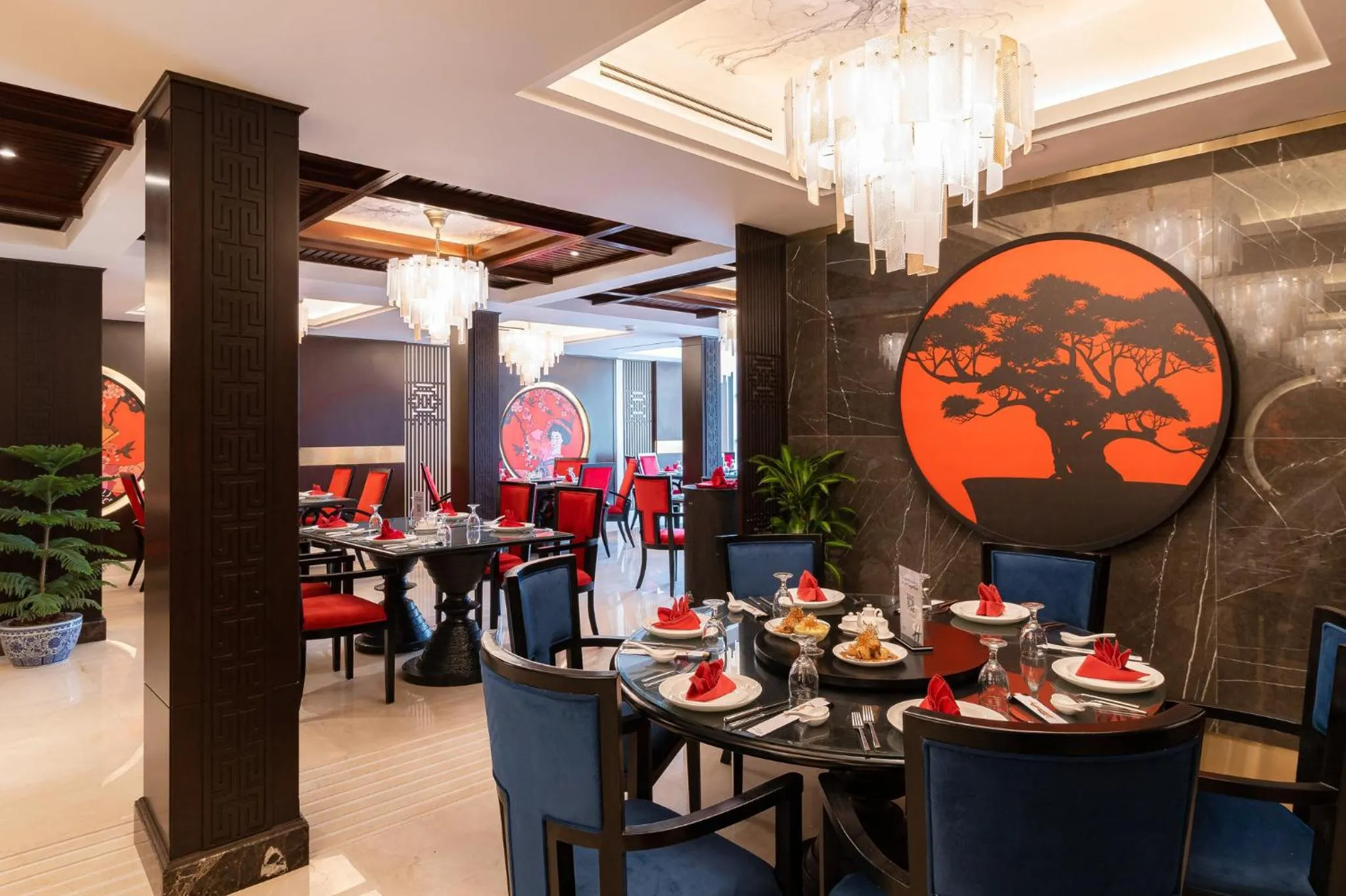 Restaurant/places to eat in Holiday Inn Kuwait by IHG