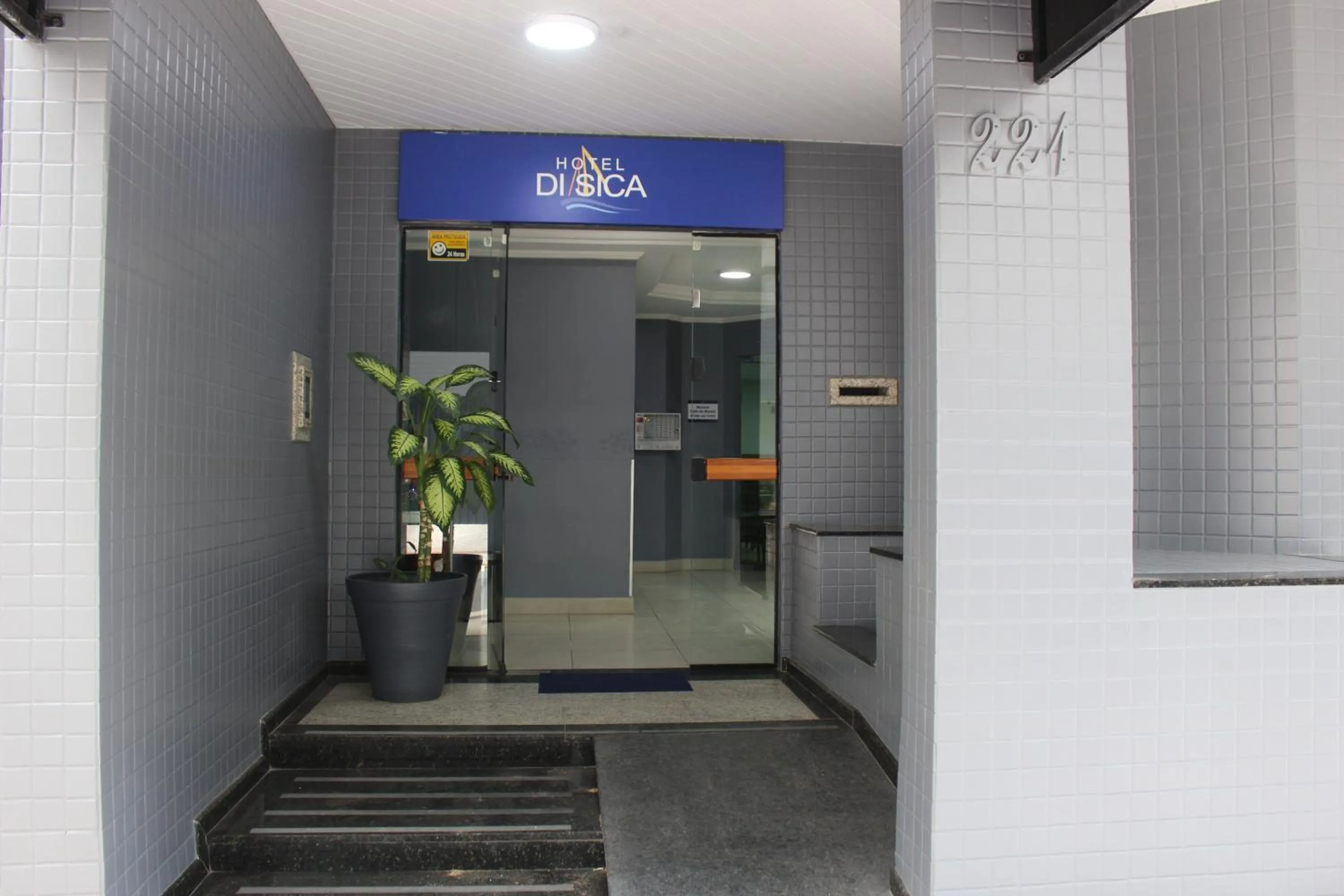 Facade/entrance in Hotel Di Sica