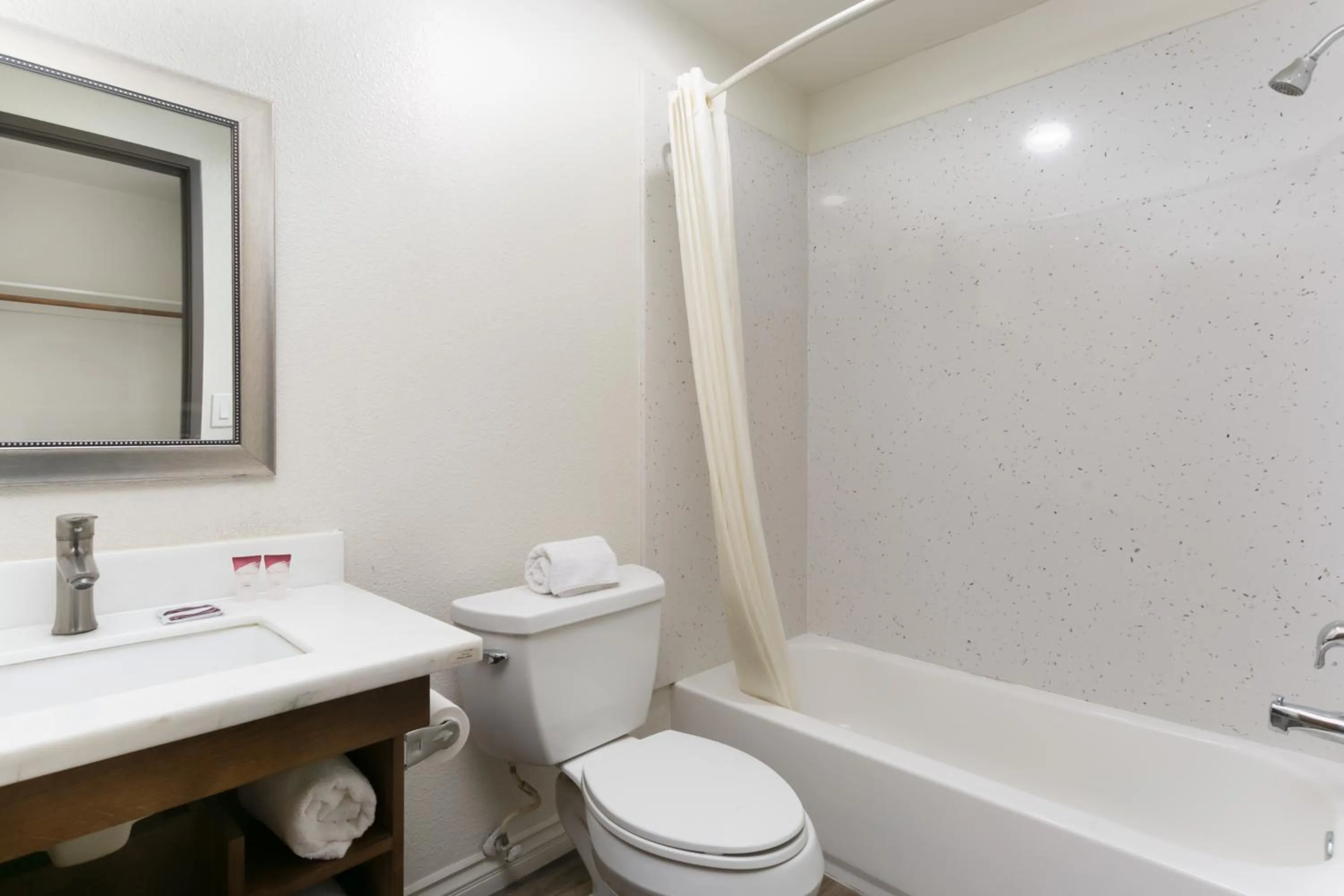 Bathroom in Waterloo Inn