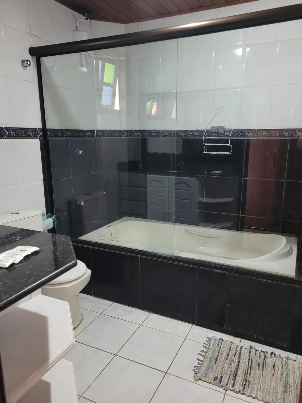 Bathroom in Namorada Brava Guest House