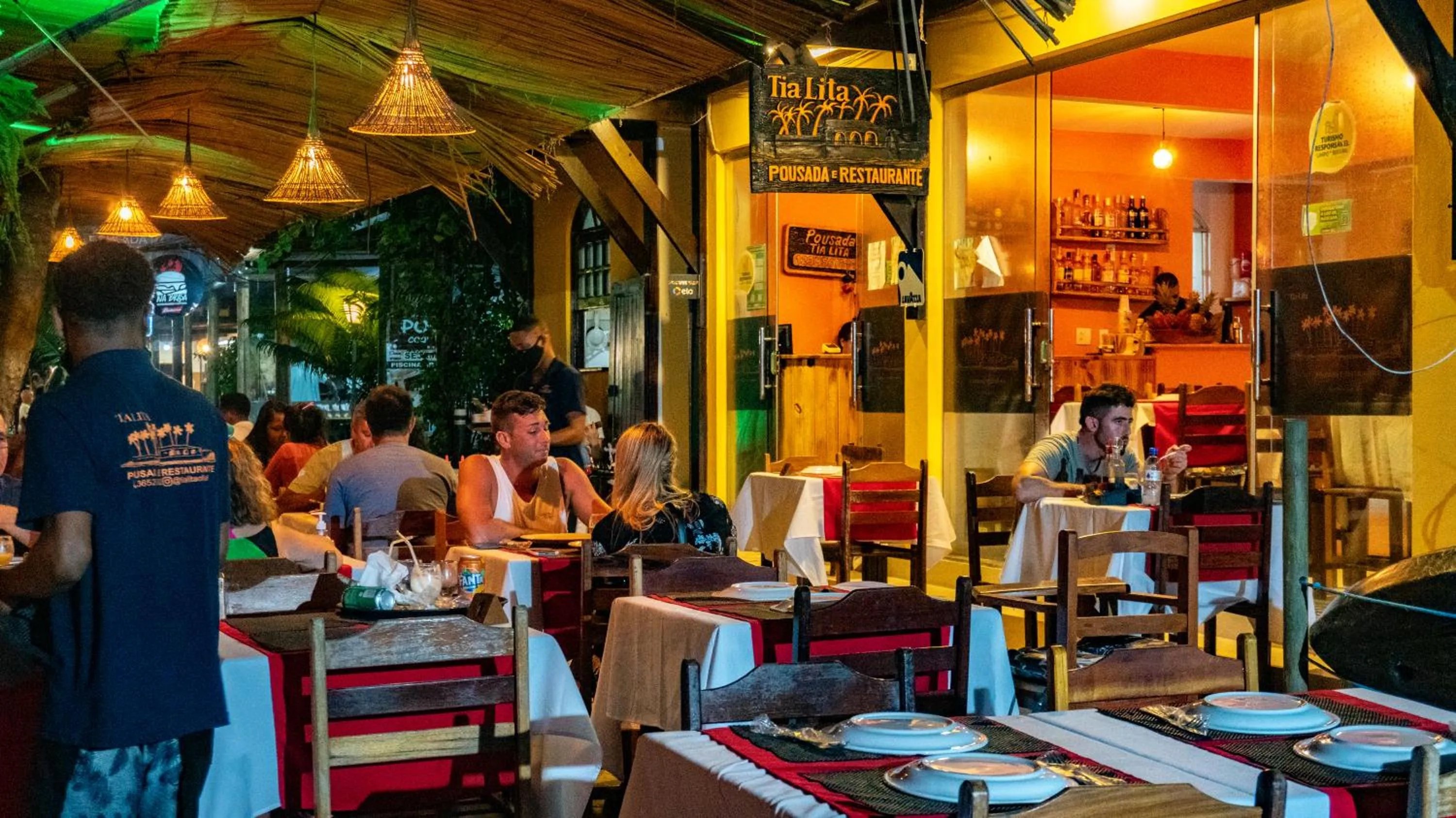 Restaurant/places to eat in Pousada e Restaurante Tia Lita