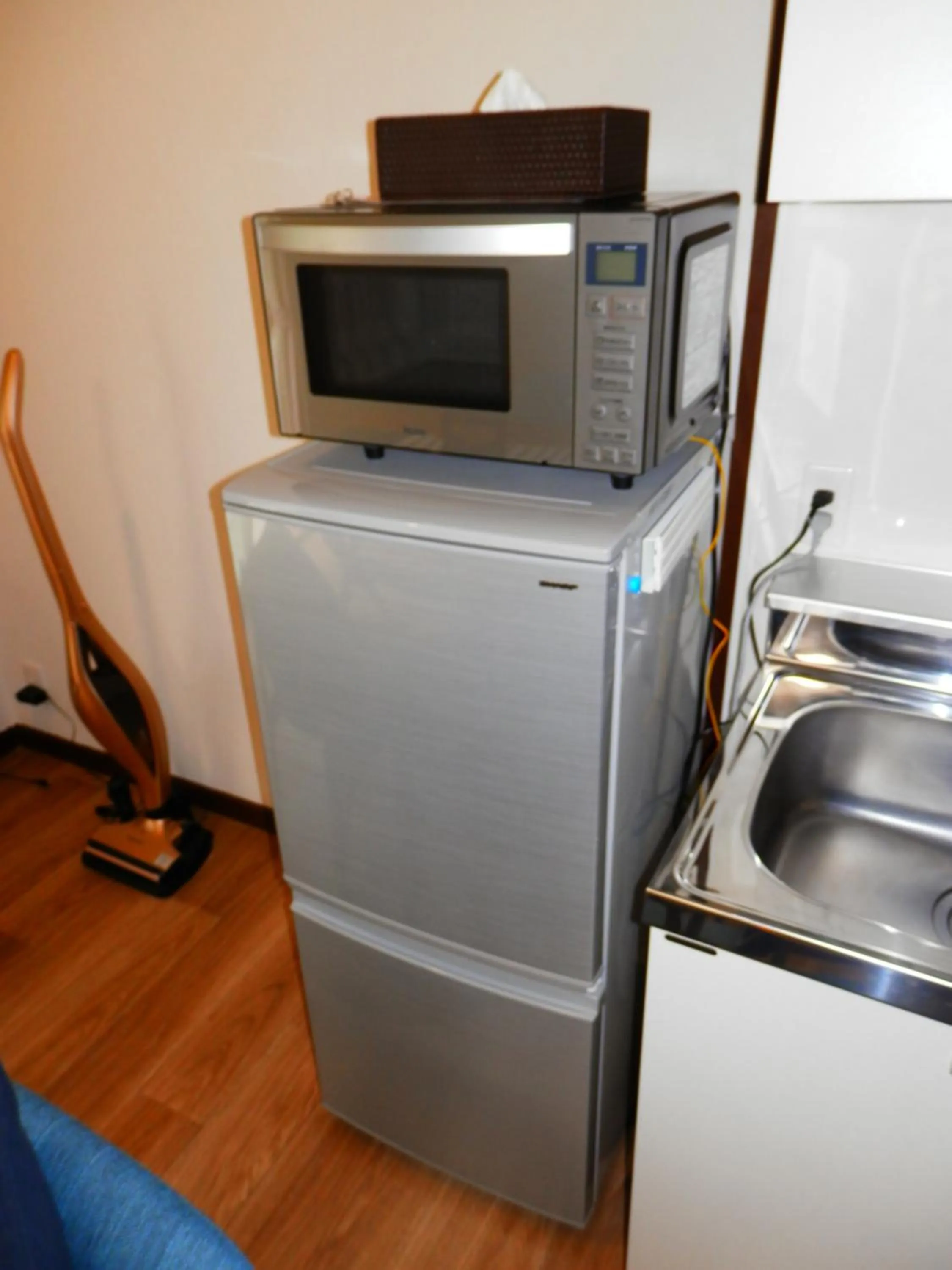 Kitchen or kitchenette in Maple Sumikawa #202