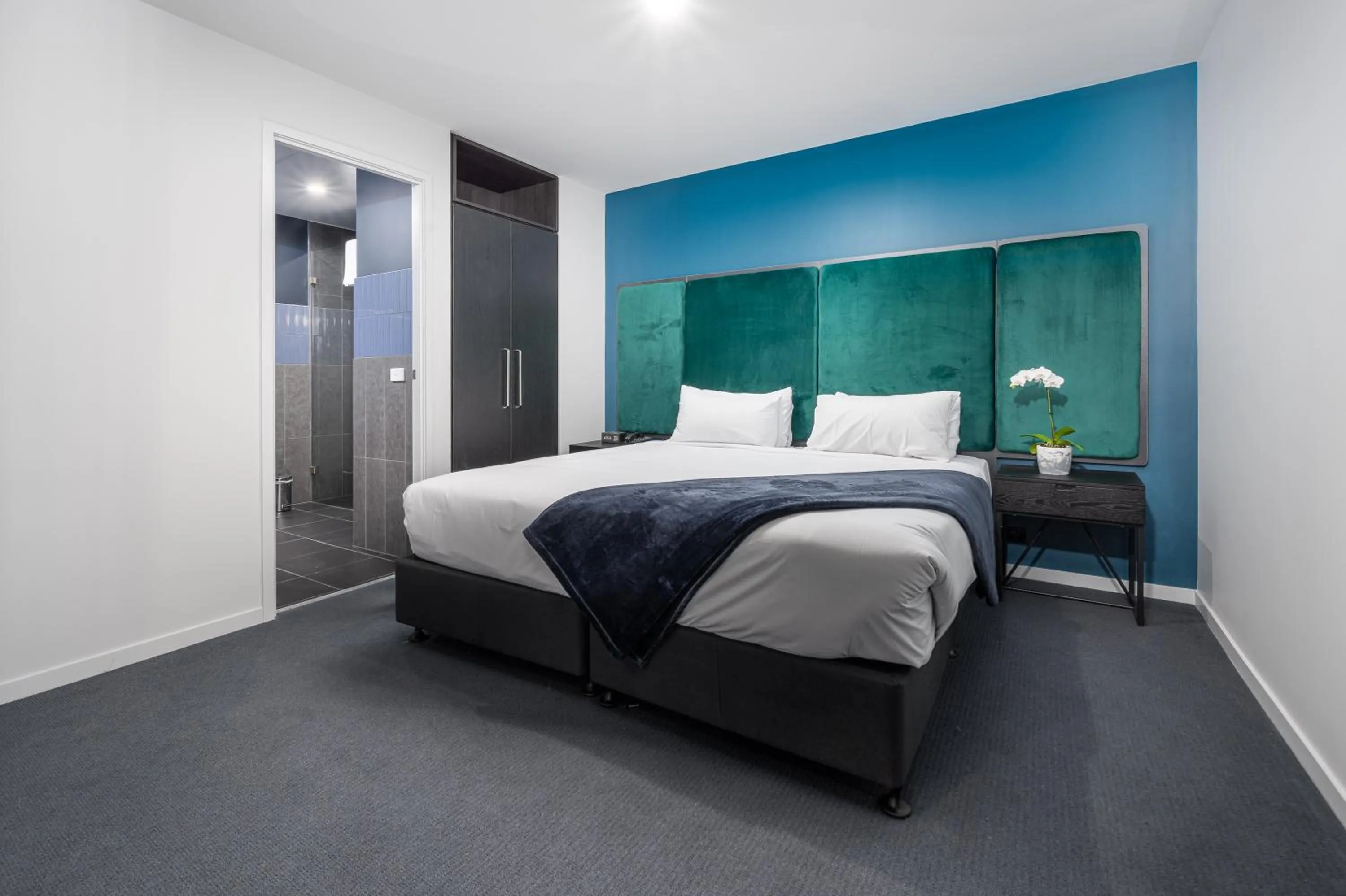 Bedroom, Bed in Oros Hotel and Apartments