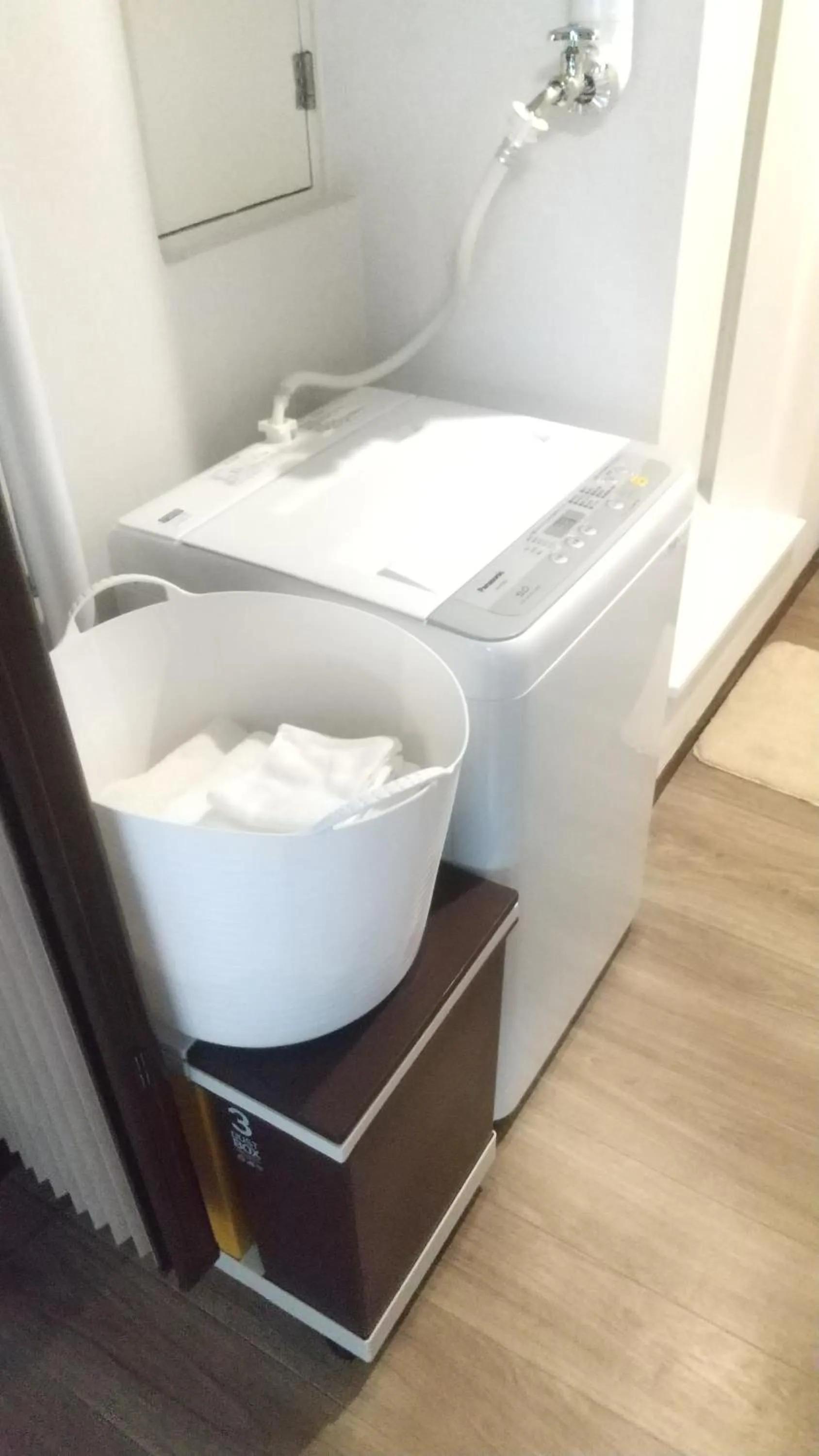 washing machine, Bed in Maple Sumikawa #201